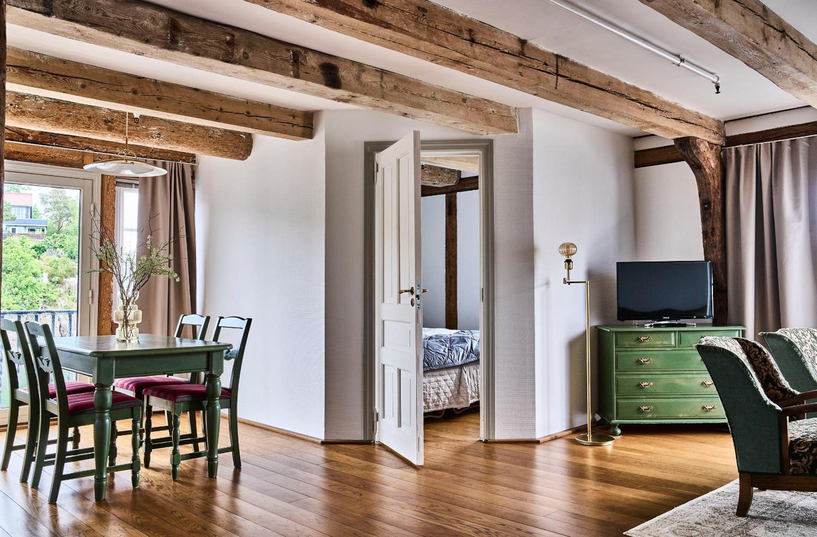 Suite with Sea View - Seperate Building photo 1