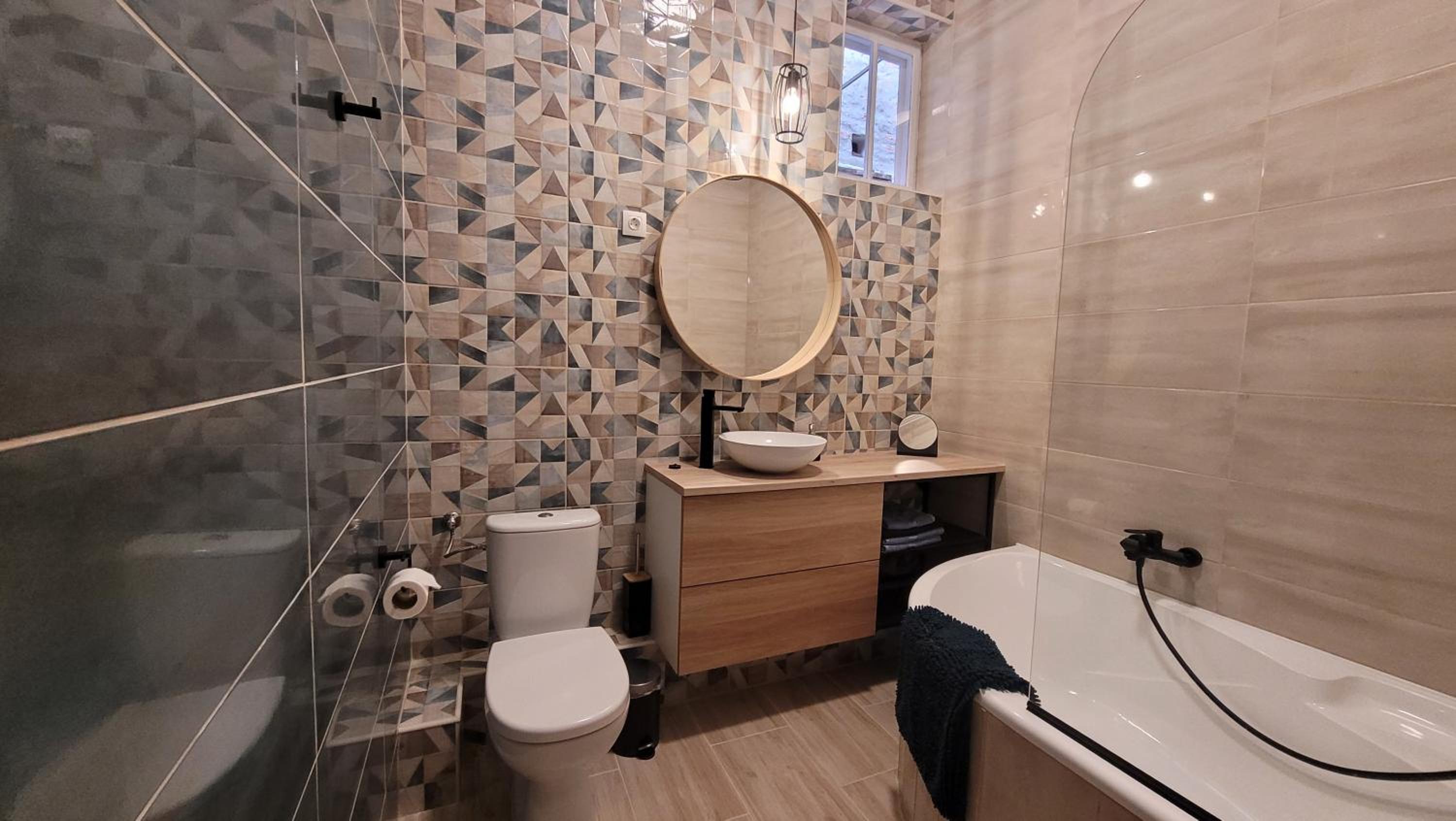 Studio with Spa Bath - Photo 12