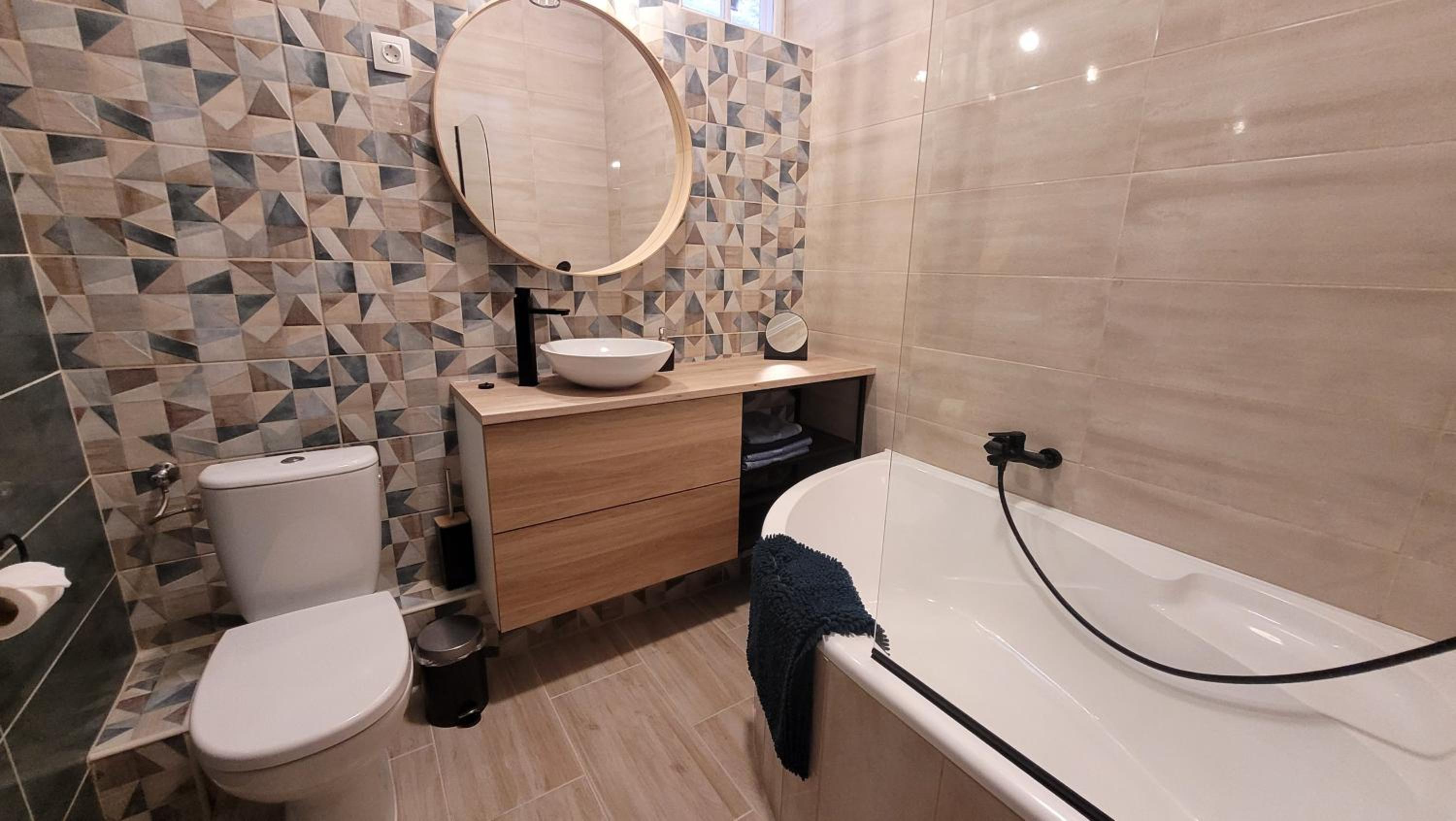 Studio with Spa Bath - Photo 15