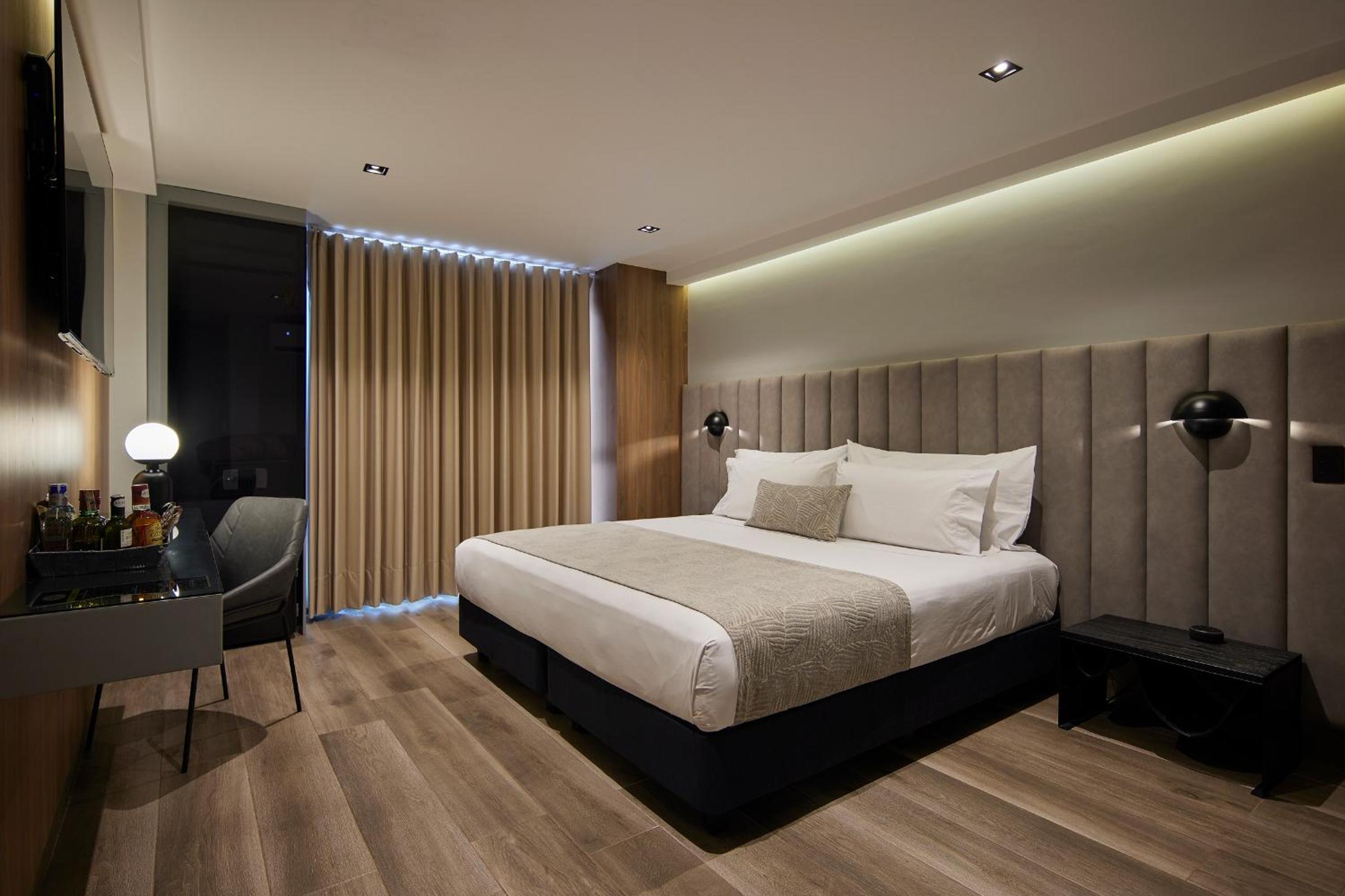 Junior Suite - Photo 1