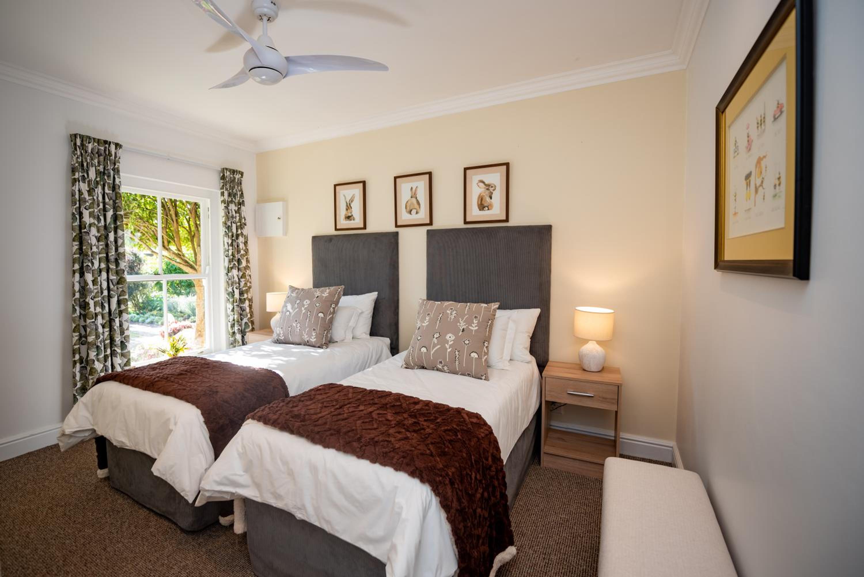 Two-Bedroom House photo 2
