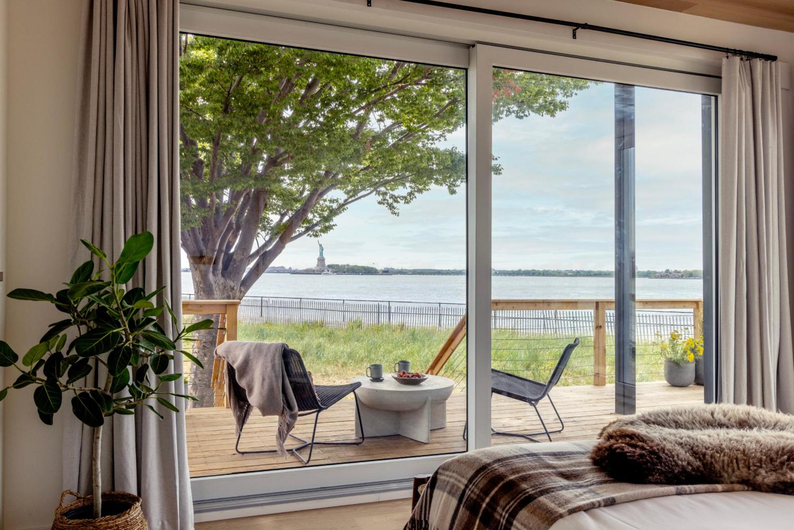 The Outlook Suite photo 3
