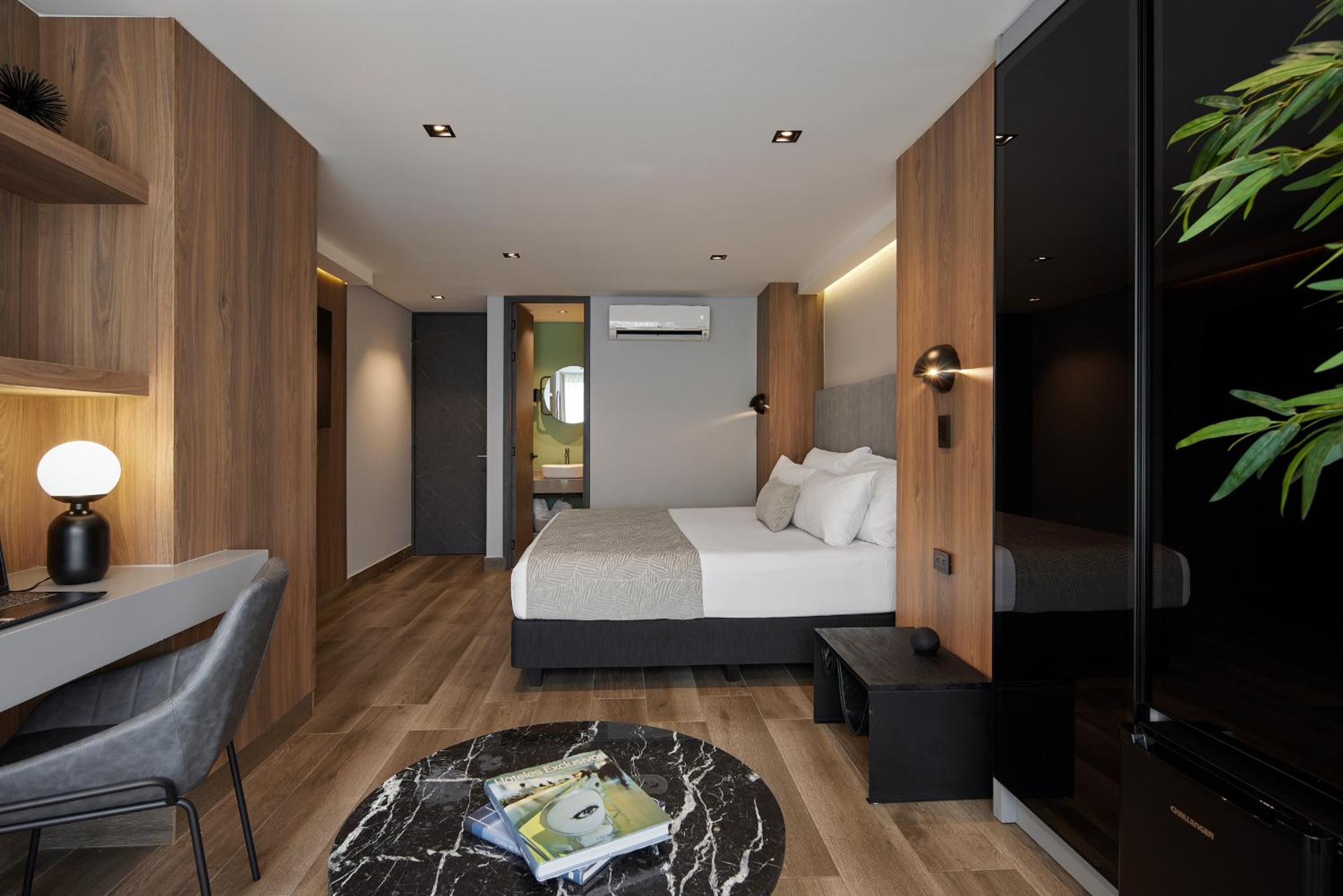 Deluxe Double Room - Photo 3