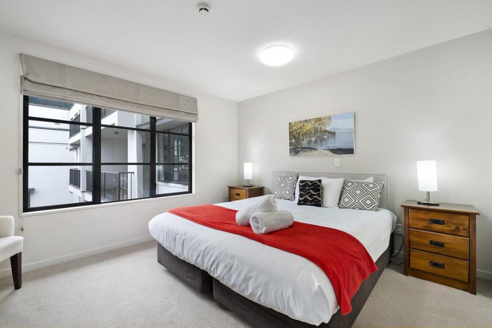 Three-Bedroom Apartment - Mountain View