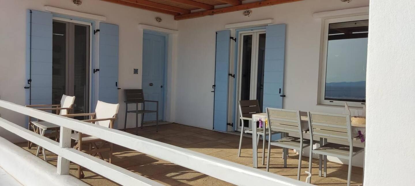 Three-Bedroom Villa photo 3