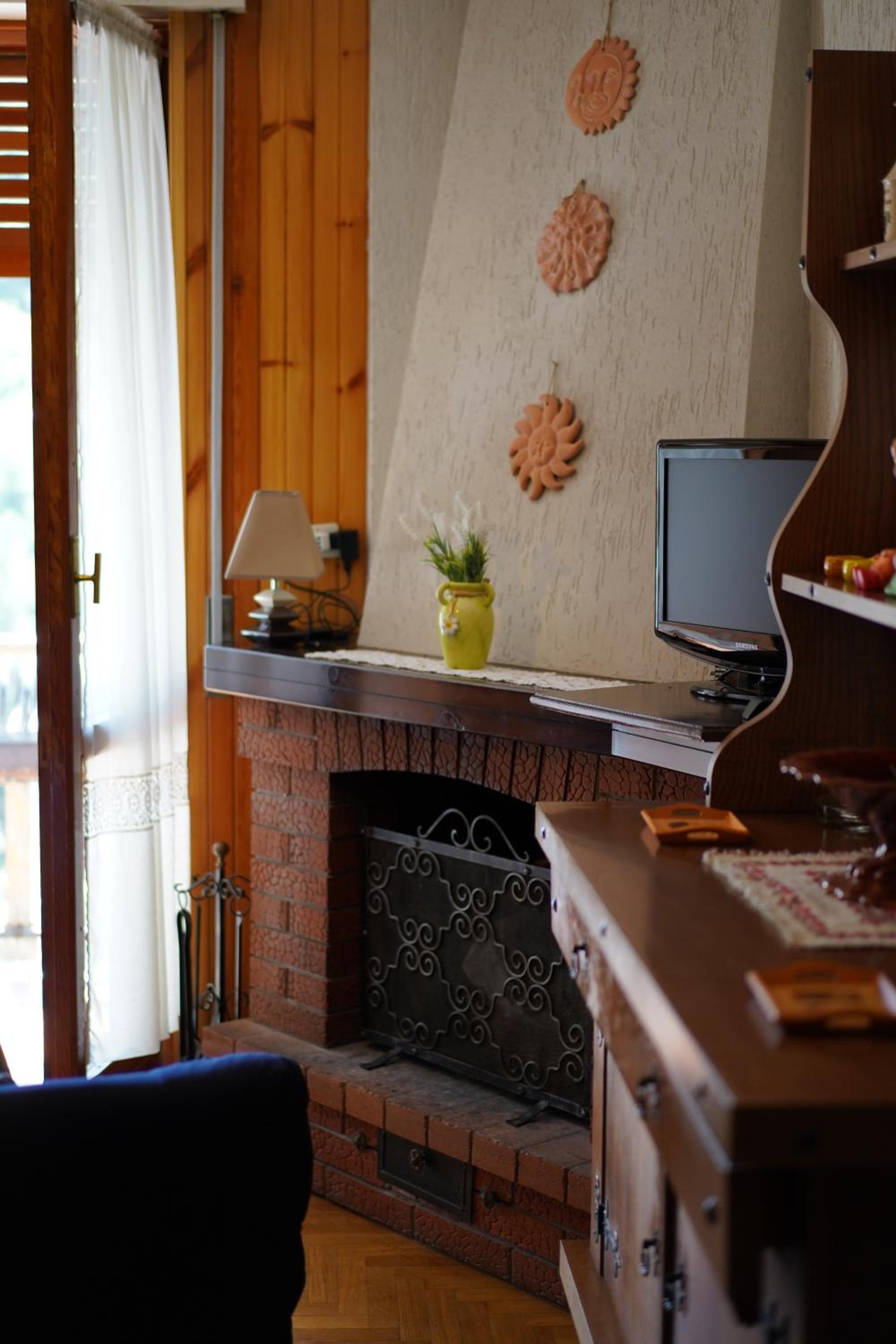 Apartment with Mountain View photo 1
