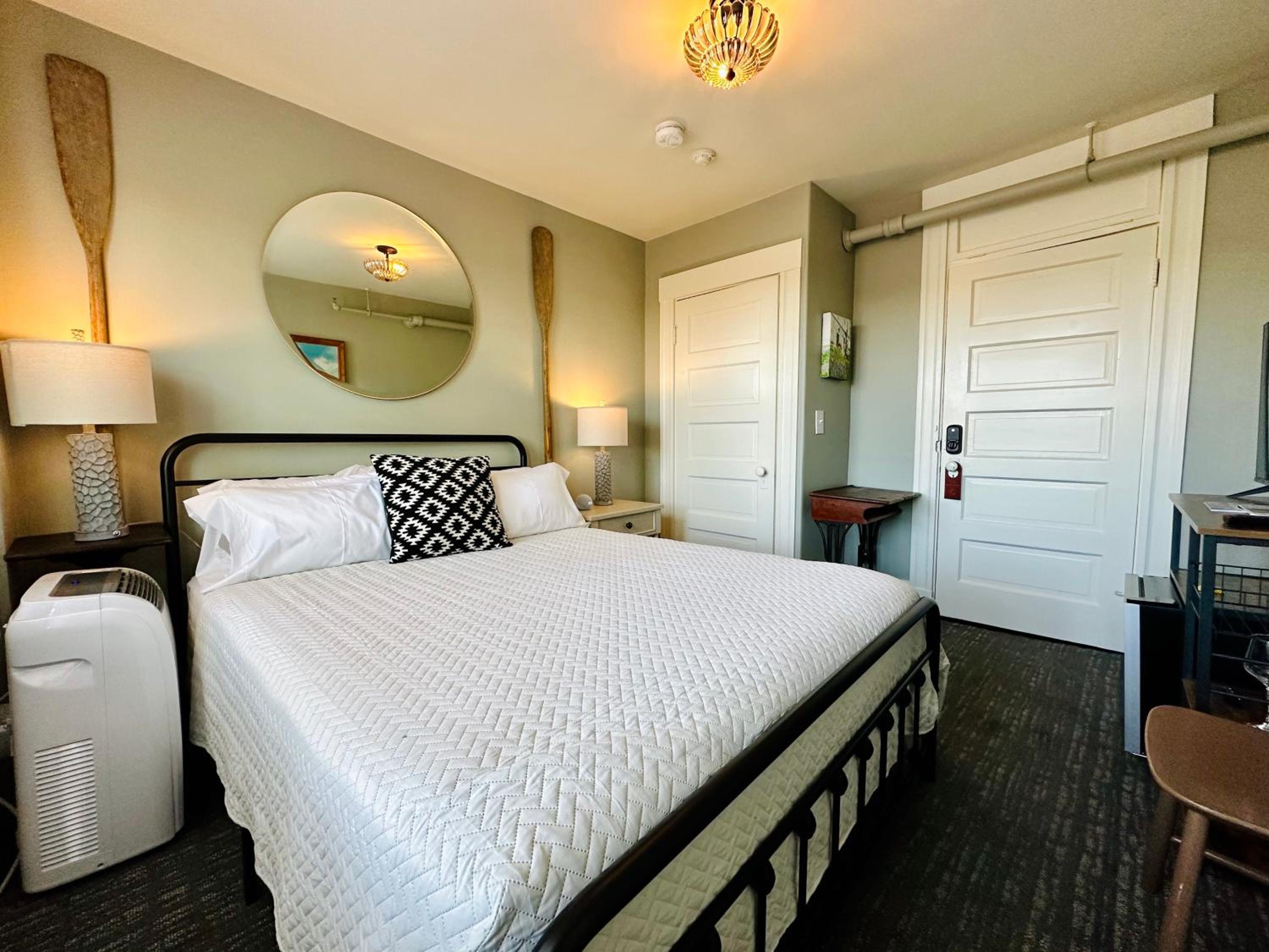 Deluxe Queen Room photo 2