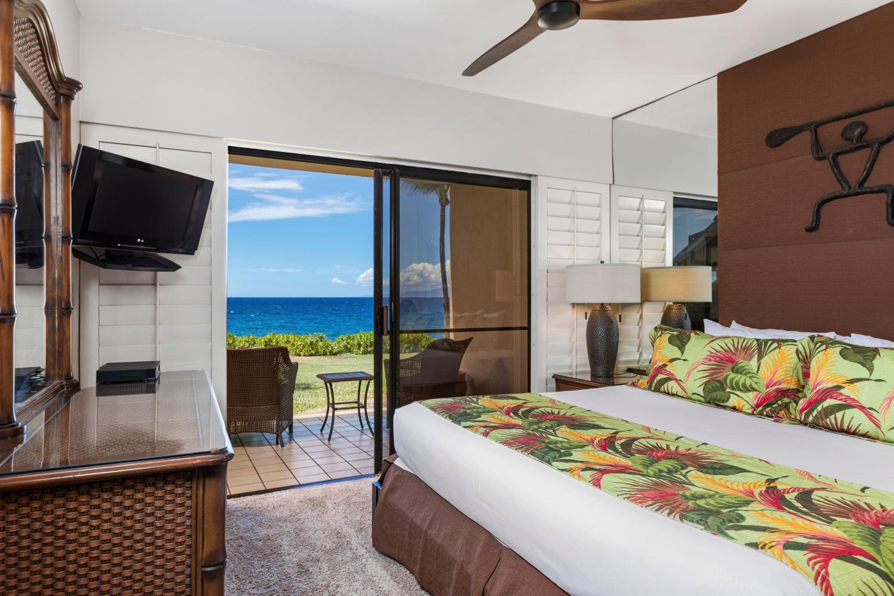 Three-Bedroom Apartment - Oceanfront