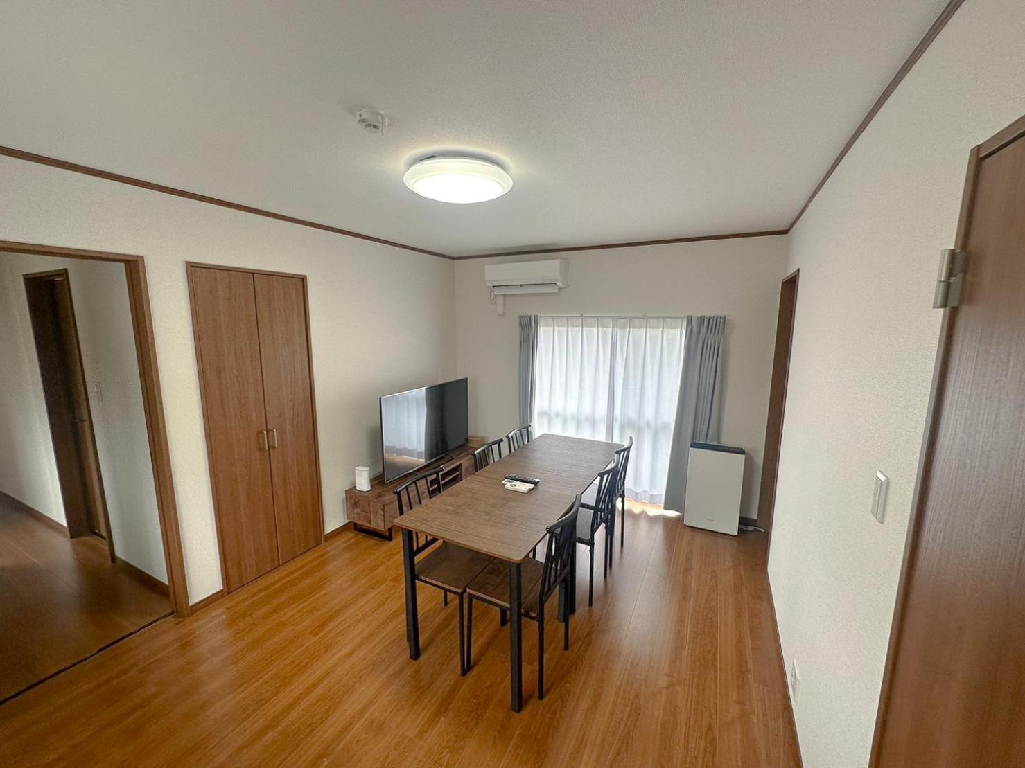 Three-Bedroom Apartment photo 1