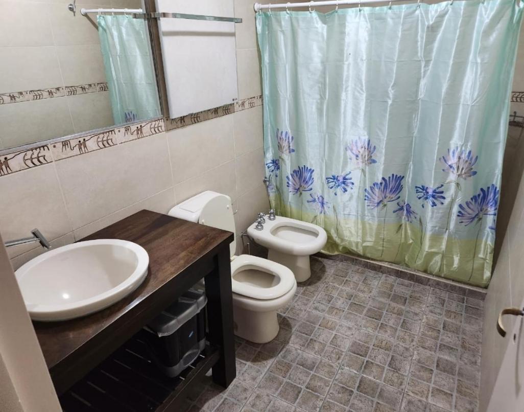 Four-Bedroom House photo 2