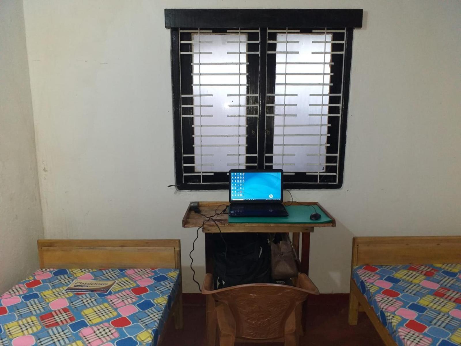 One-Bedroom House photo 1
