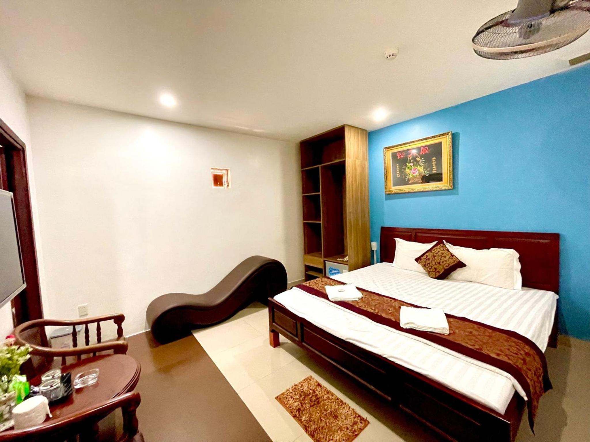 Double Room - Photo 2