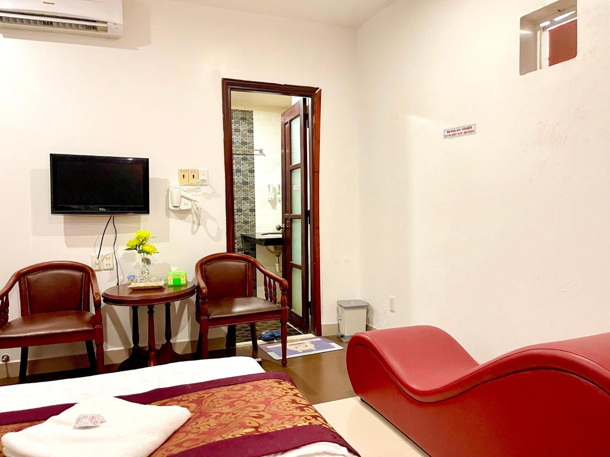 Double Room - Photo 5