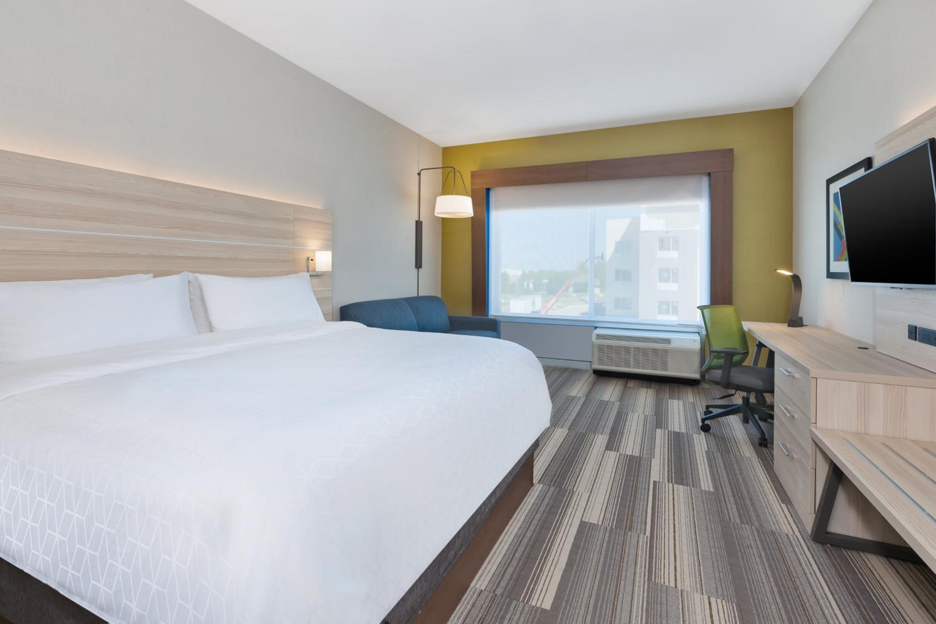 King Suite - Photo 7