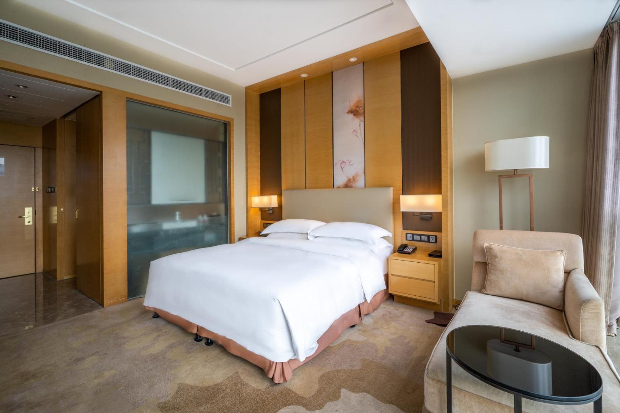 2 Twin Beds Standard City View