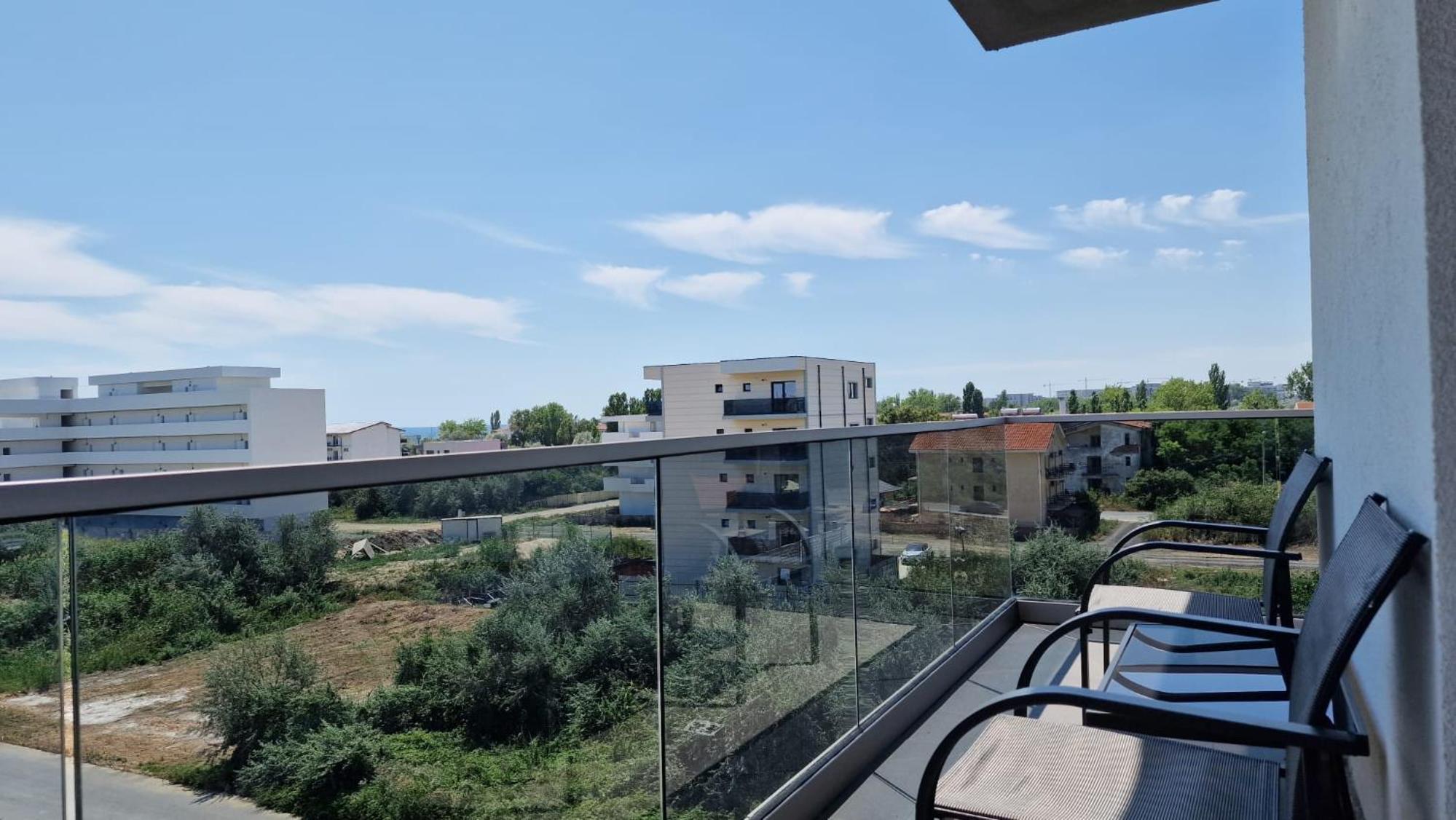 Apartment - Ground Floor photo 3