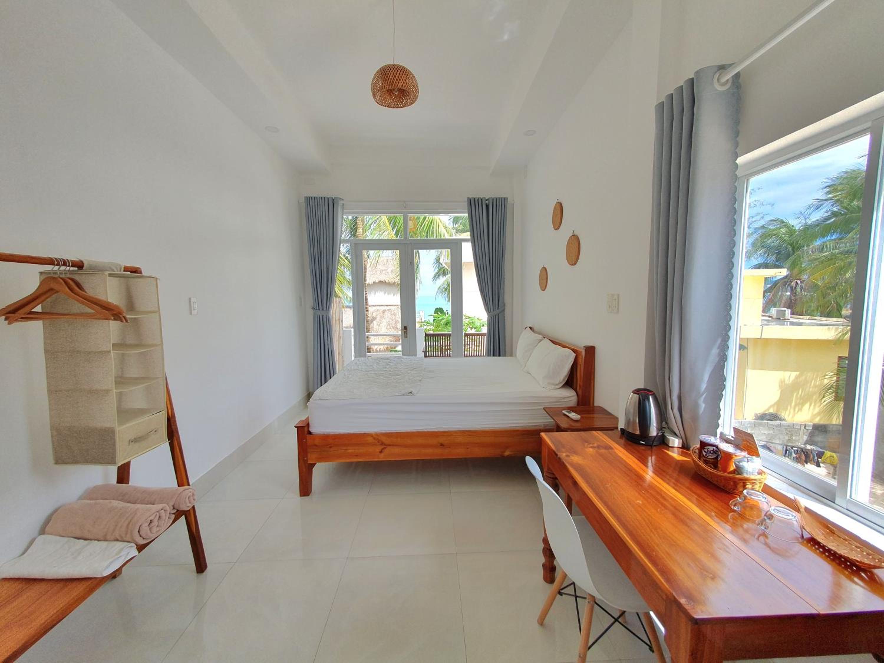 Double Room with Sea View photo 1