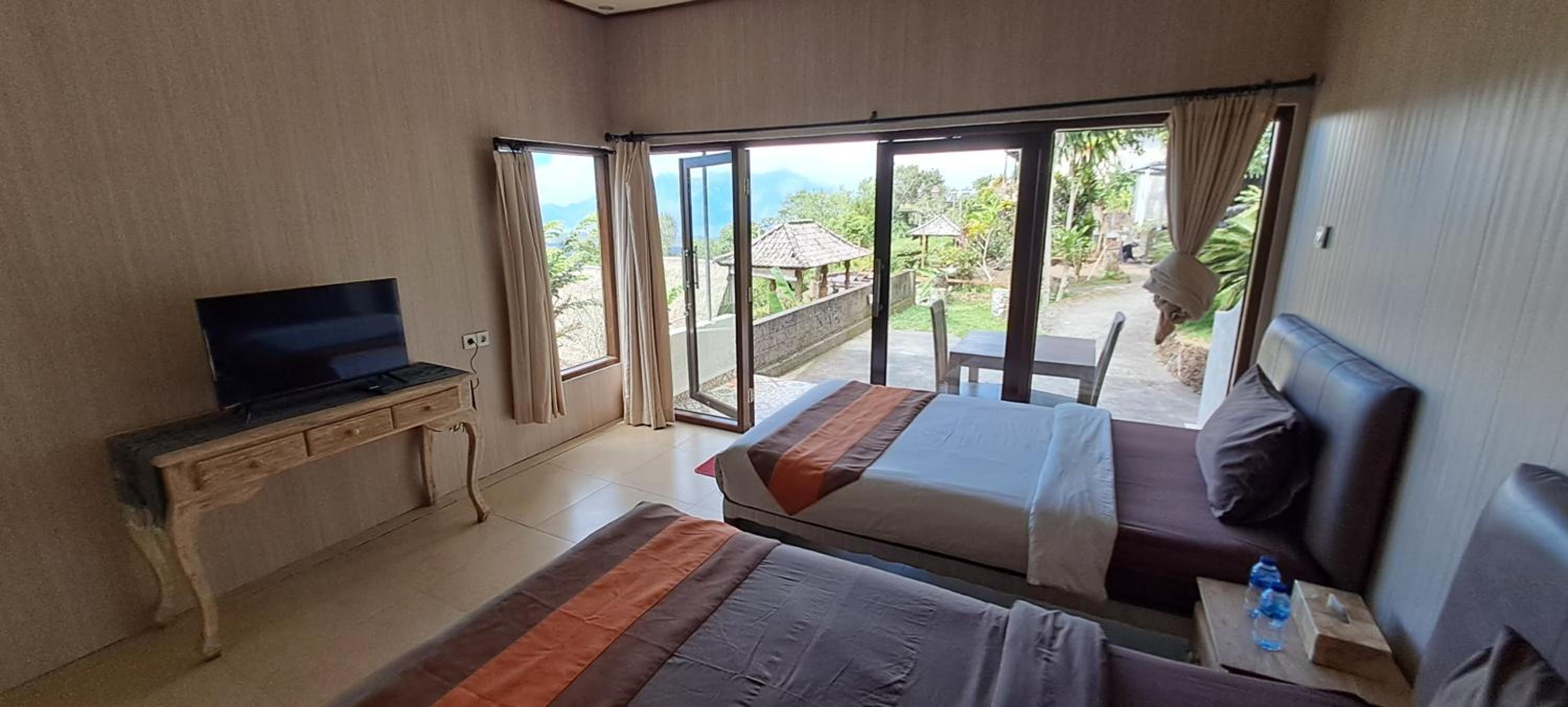 Standard Double or Twin Room photo 2