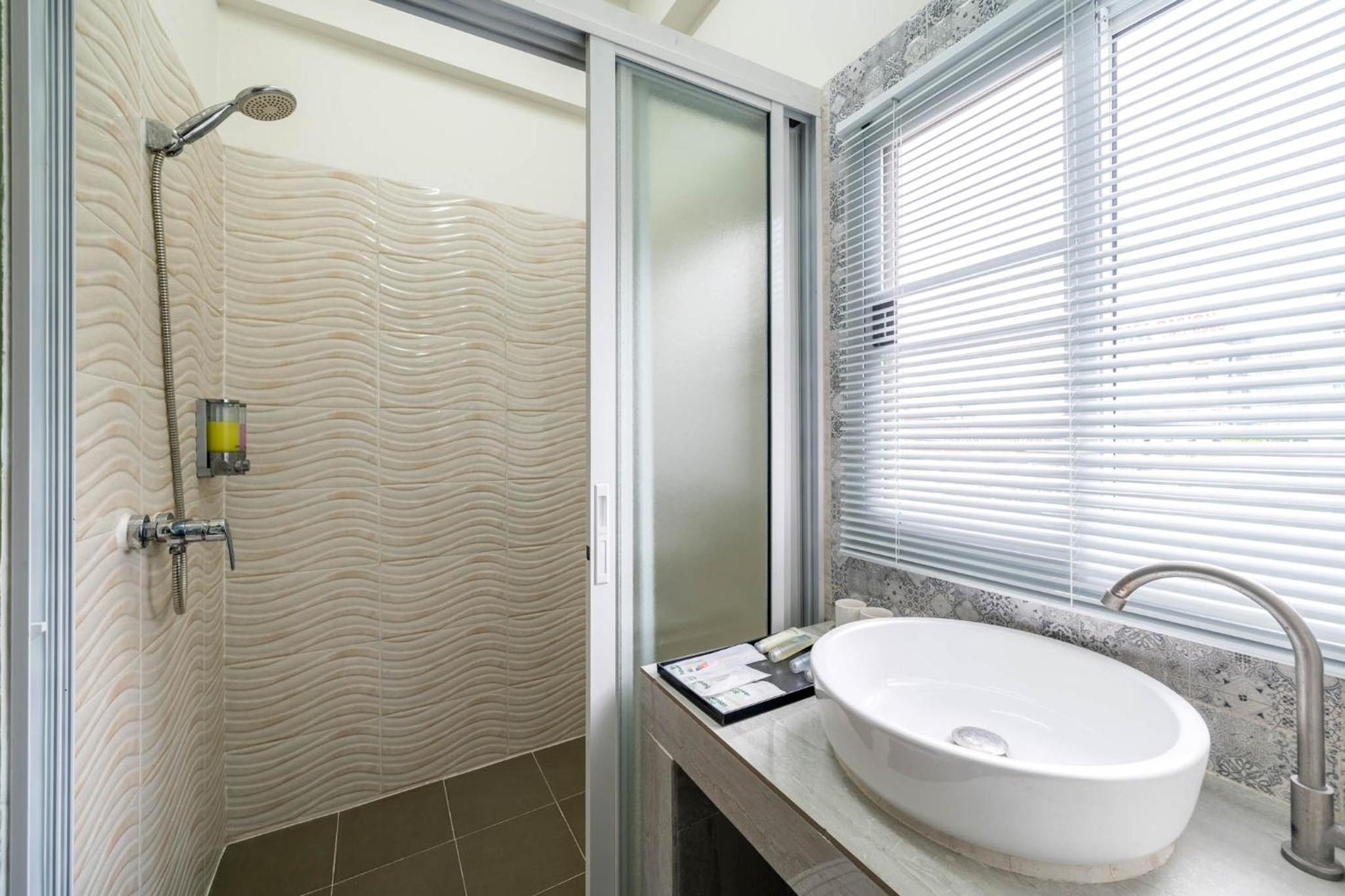 Superior Twin Room - Photo 3
