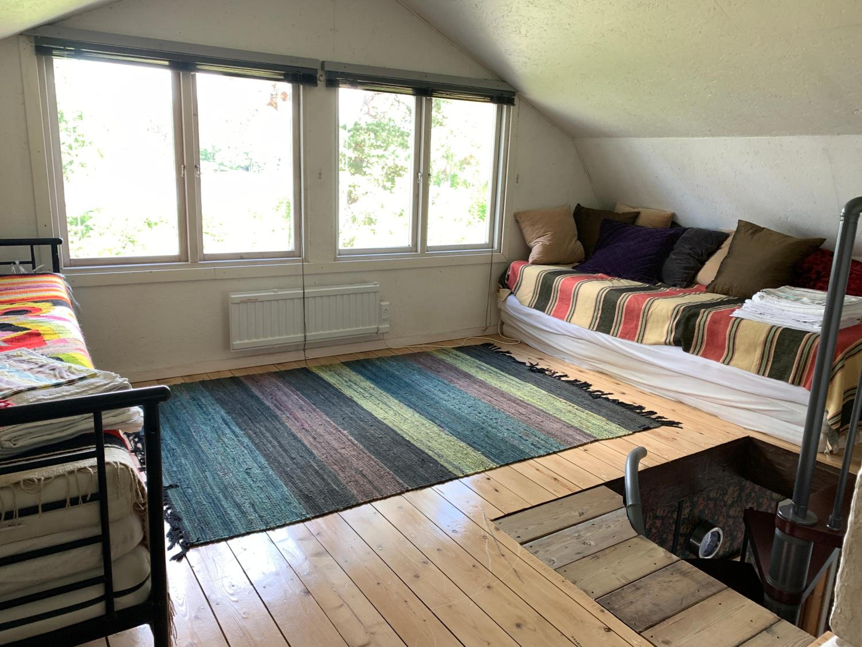 One-Bedroom House - Photo 21