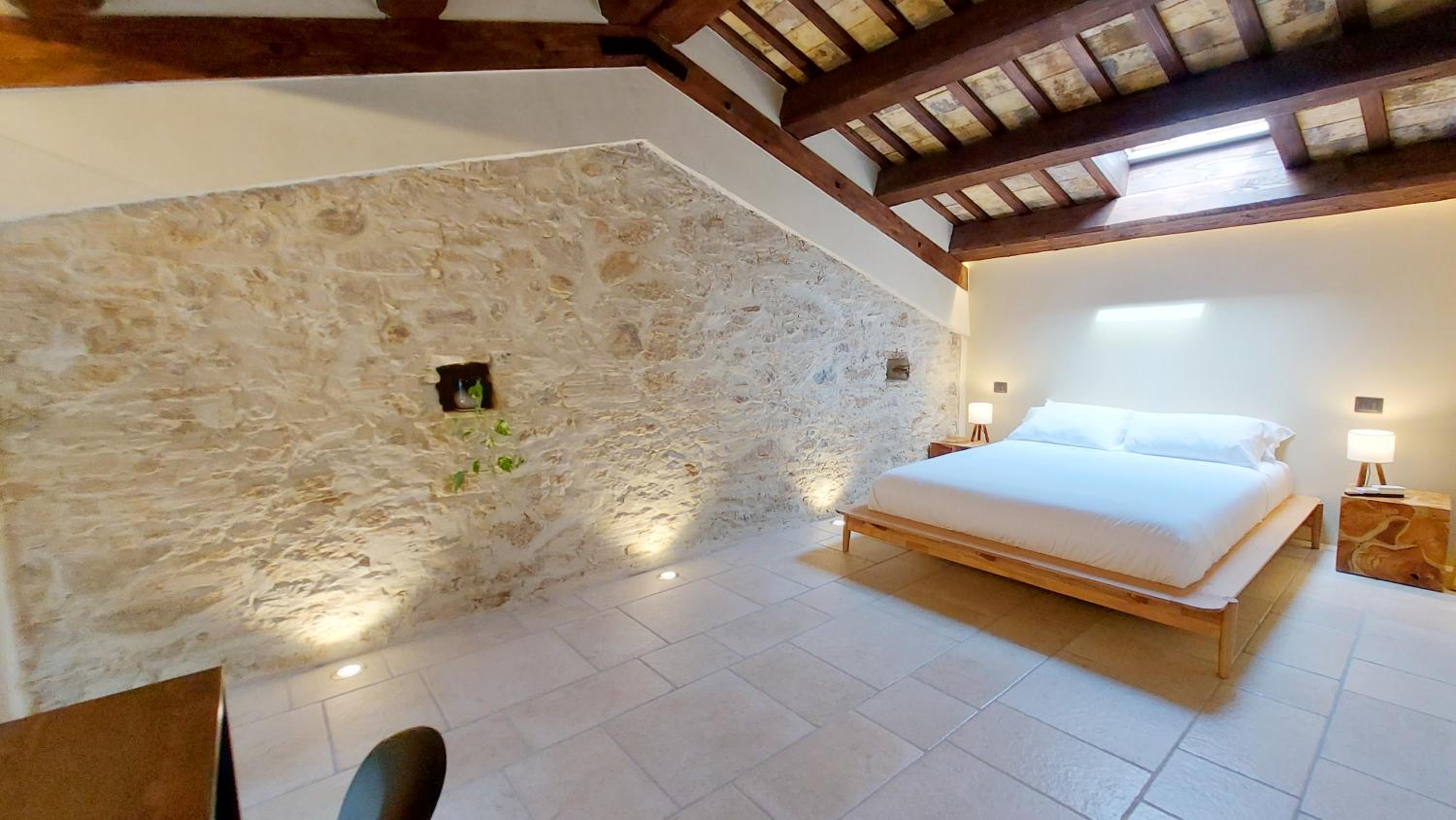 Deluxe Double Room with Bath