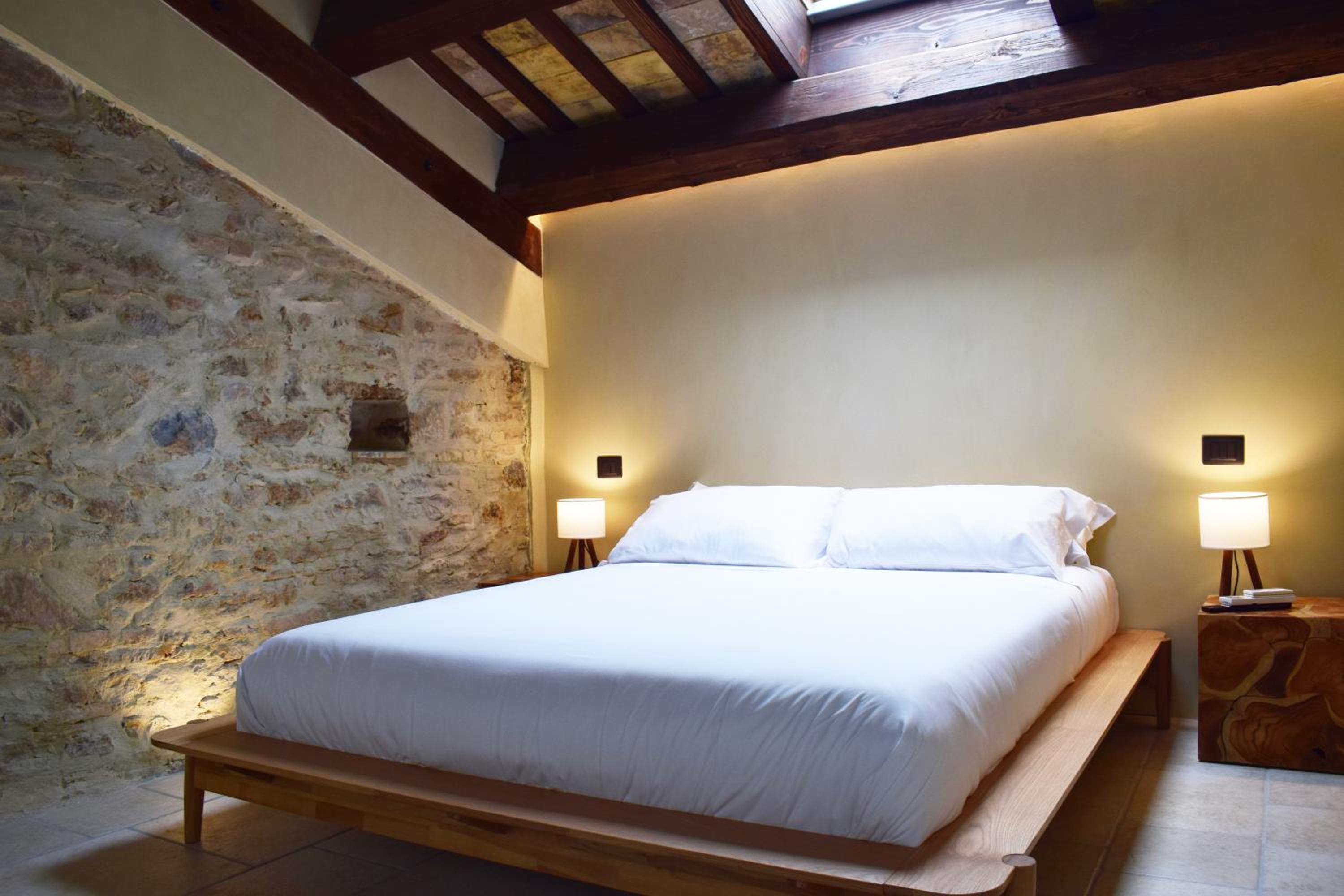 Deluxe Double Room with Bath photo 2