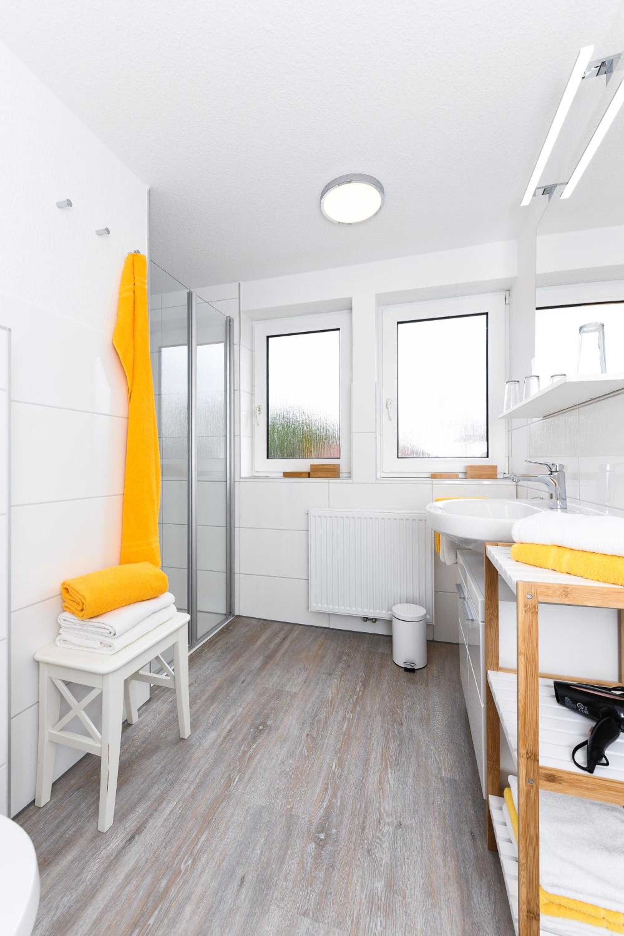 Two-Bedroom Apartment with Balcony photo 2