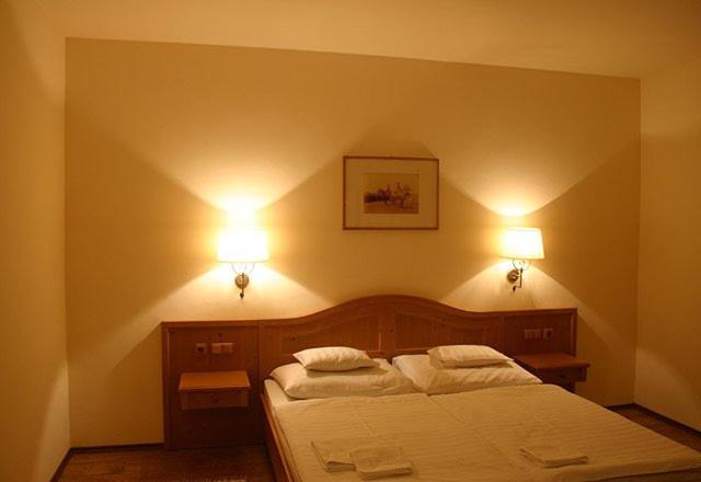 Double or Twin Room photo 1