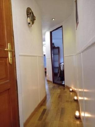 Standard Double Room with Fan - Photo 2