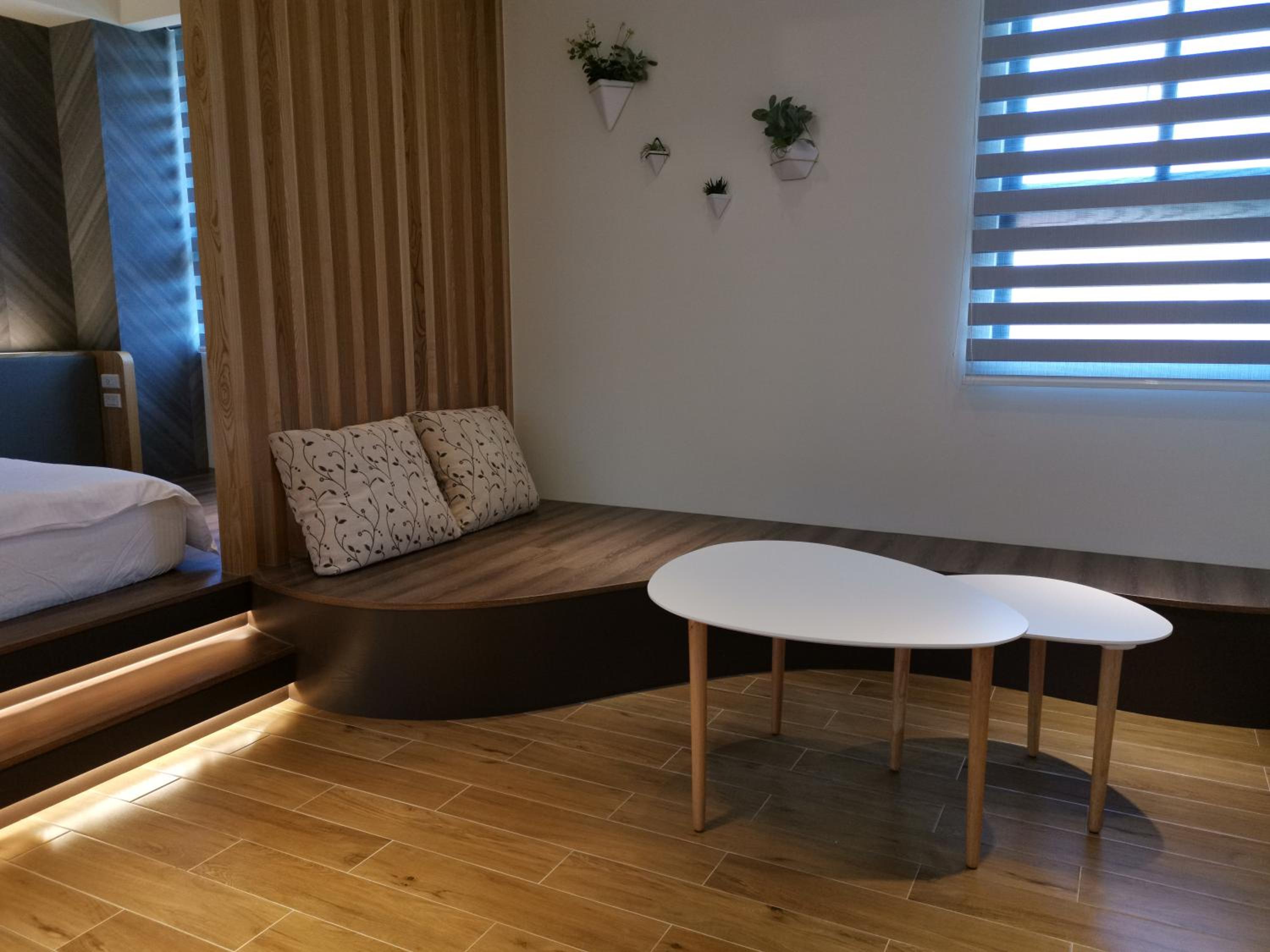 Deluxe Family Room with Garden View and Balcony photo 3