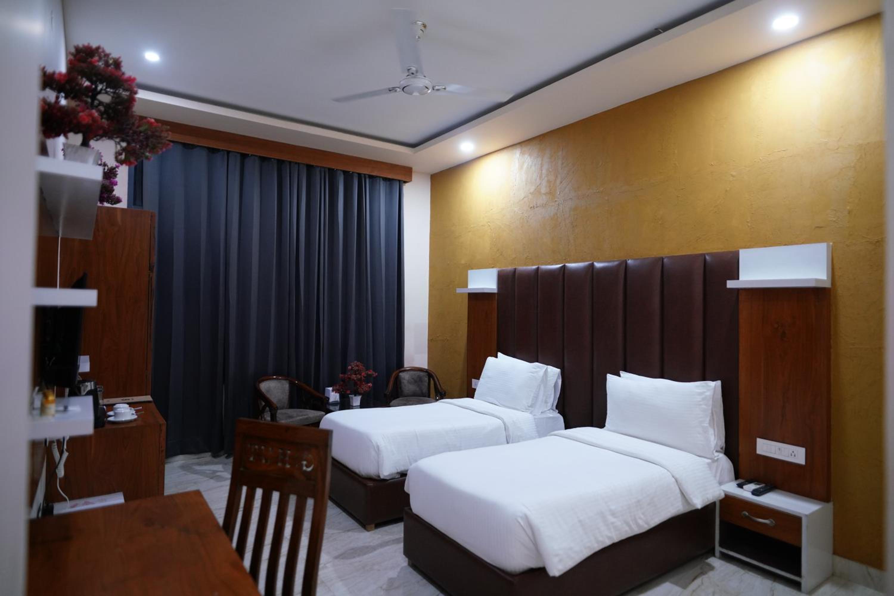 Deluxe Double Or Twin Room