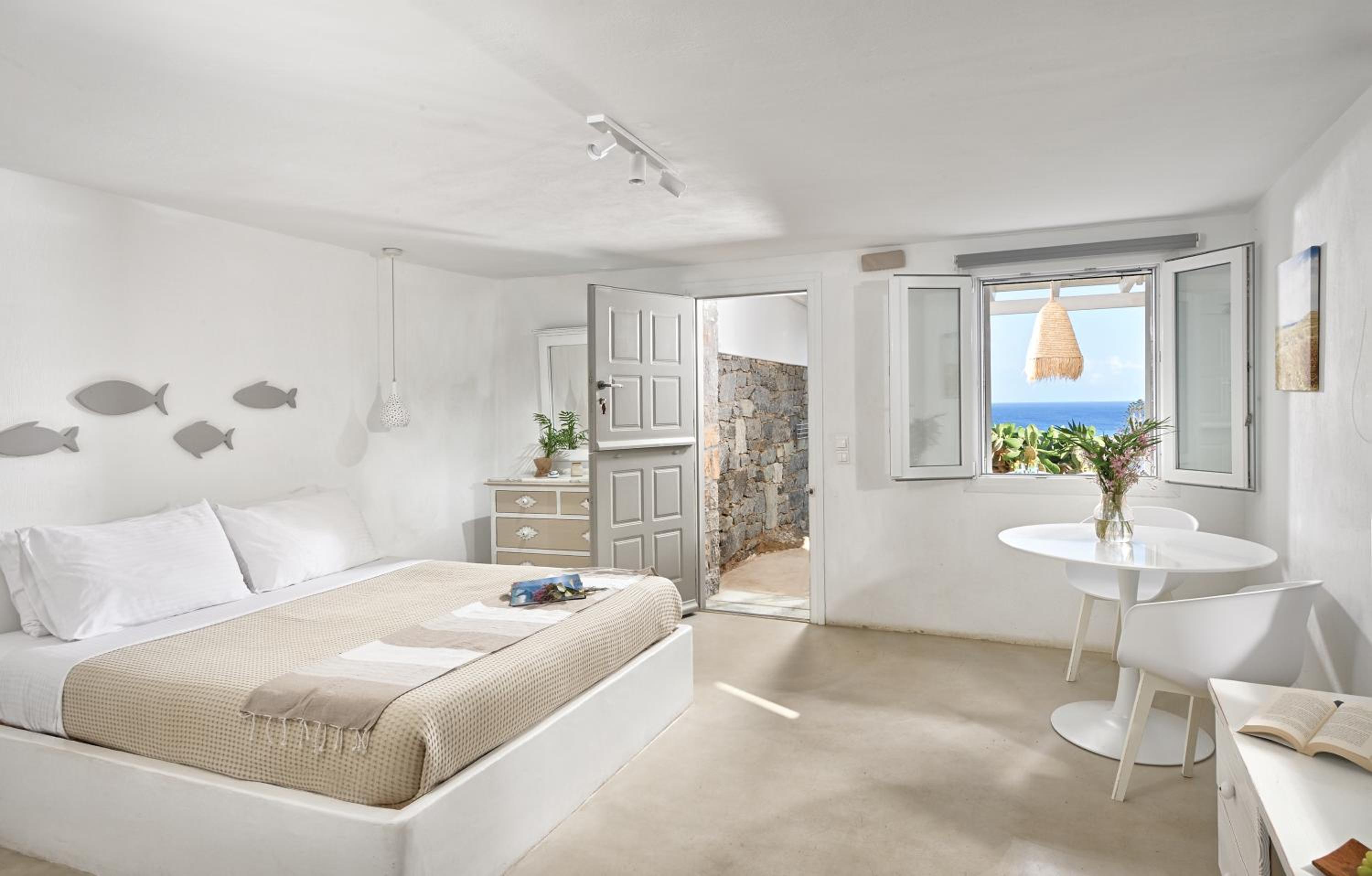 Studio Apartment With Sea View