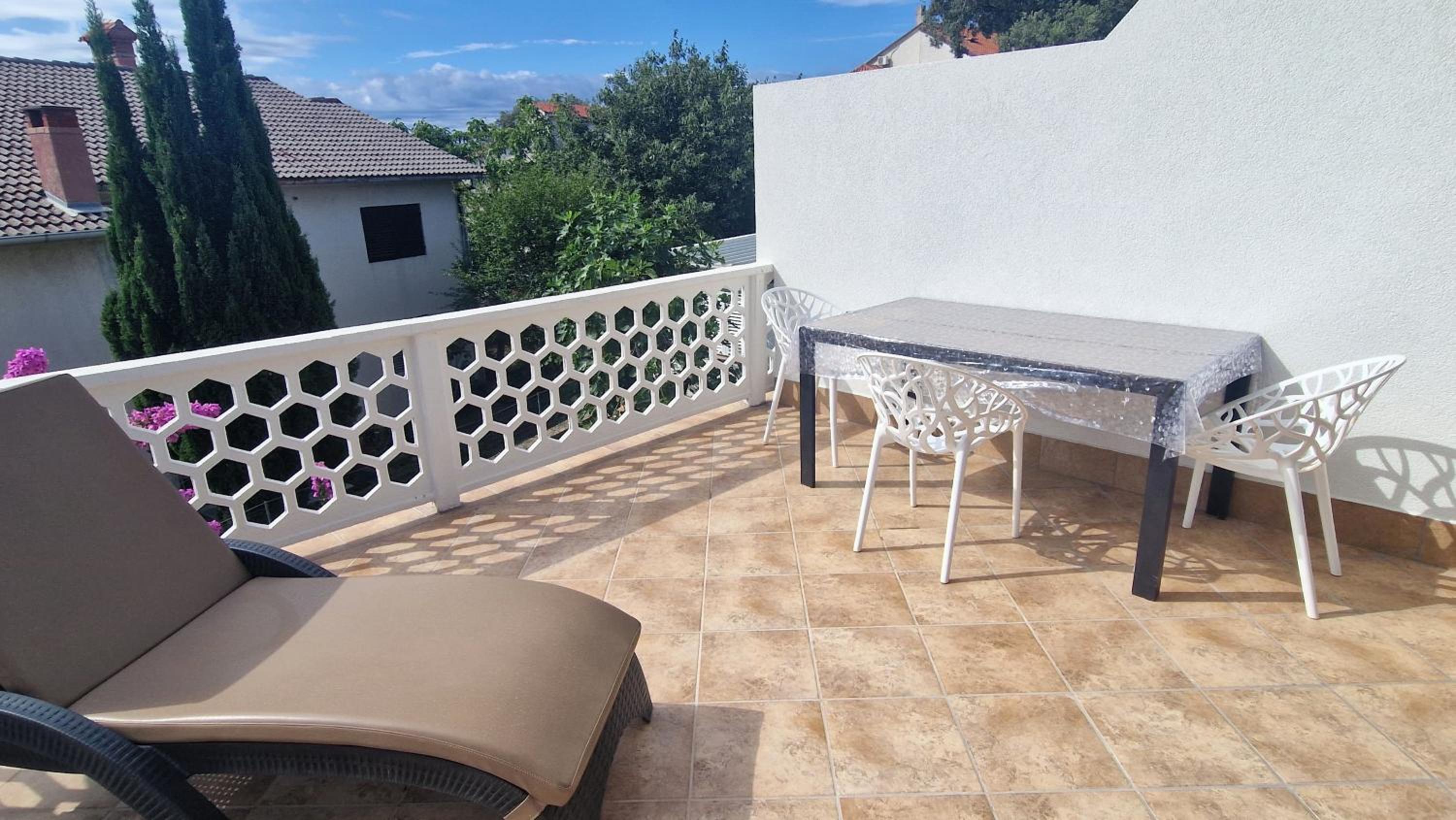Studio with Balcony photo 3