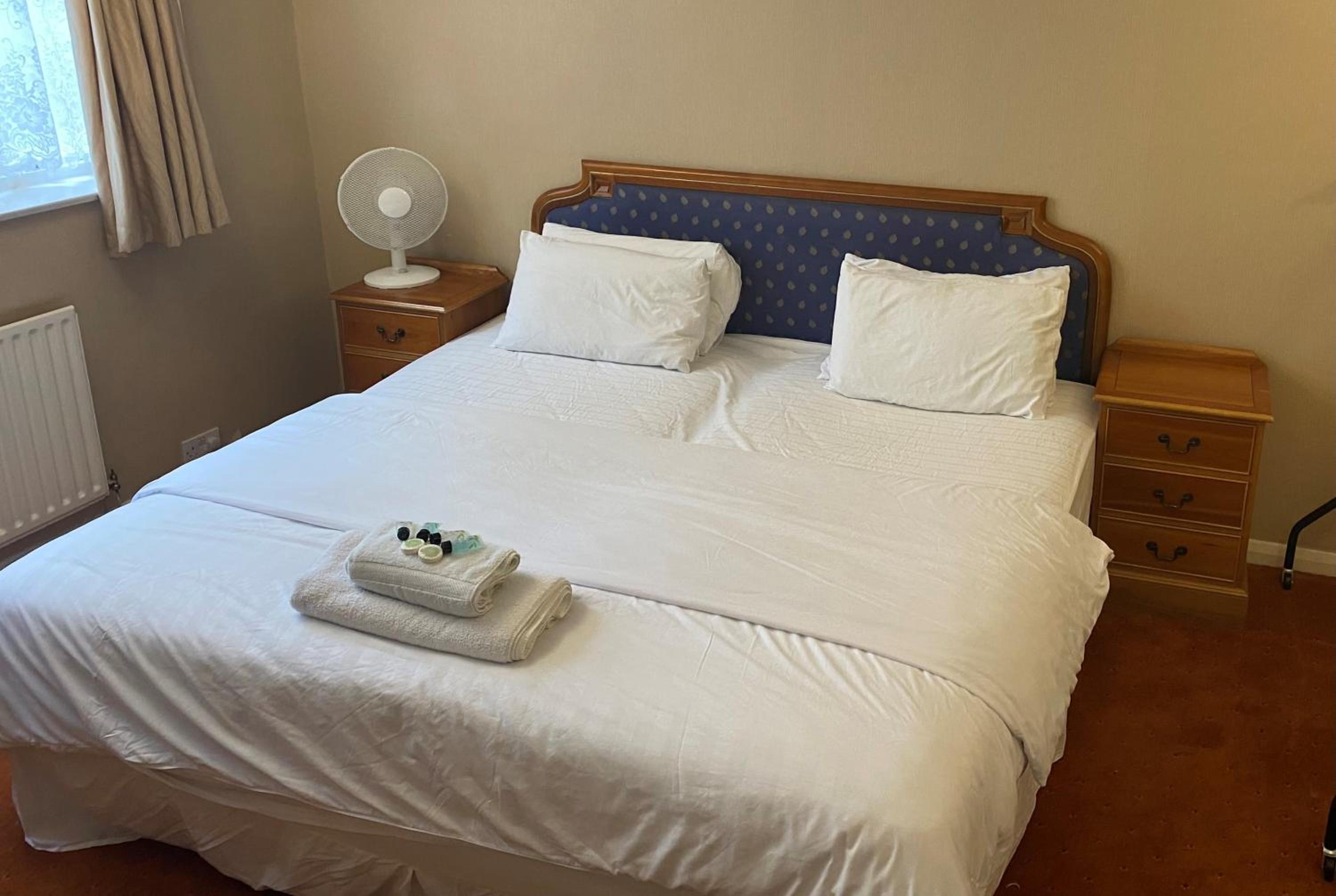 Double Room - Photo 1