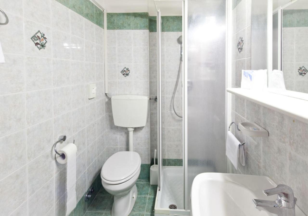 Classic Double Room - Photo 2