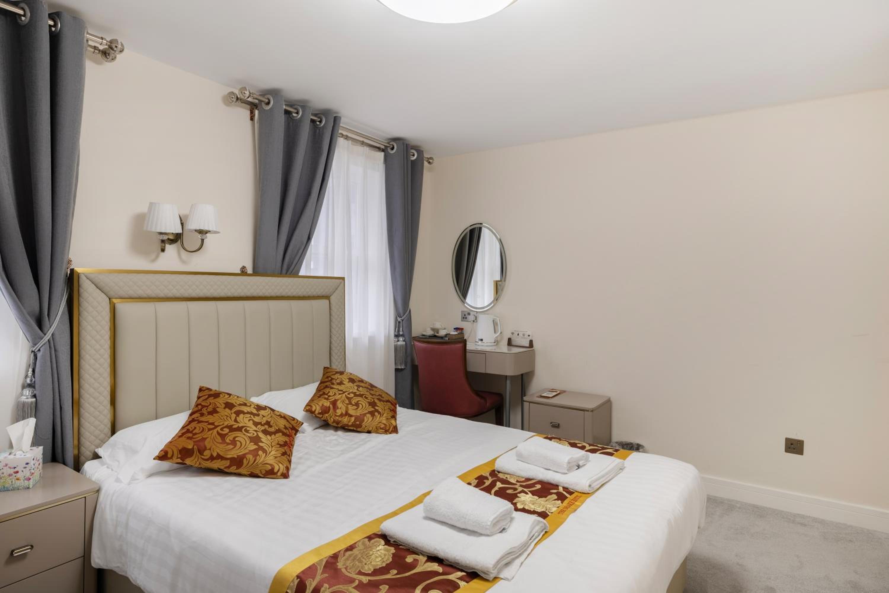 Deluxe Triple Room - Photo 6