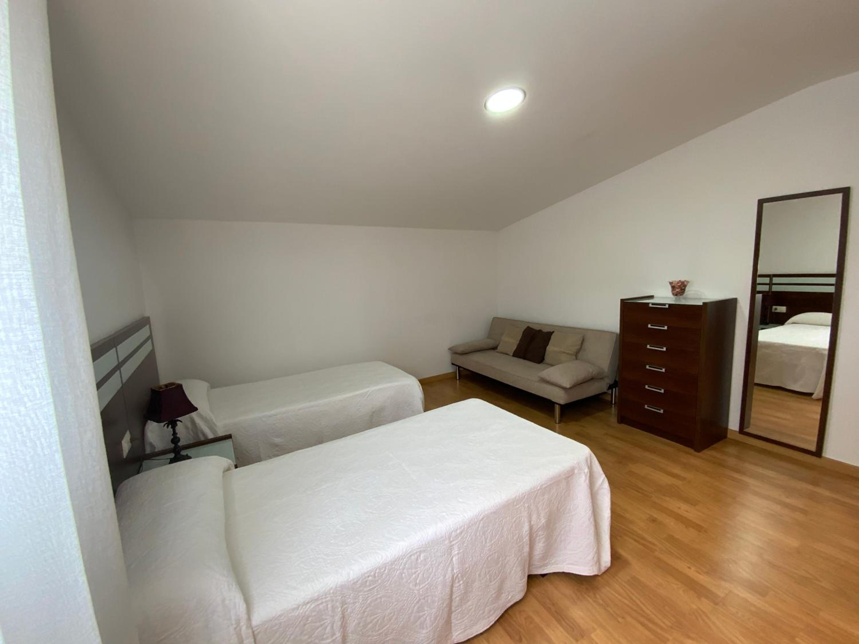 Studio Apartment photo 2