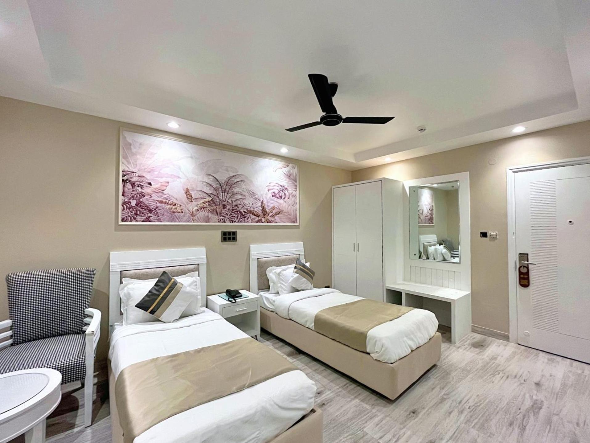 Deluxe Double or Twin Room