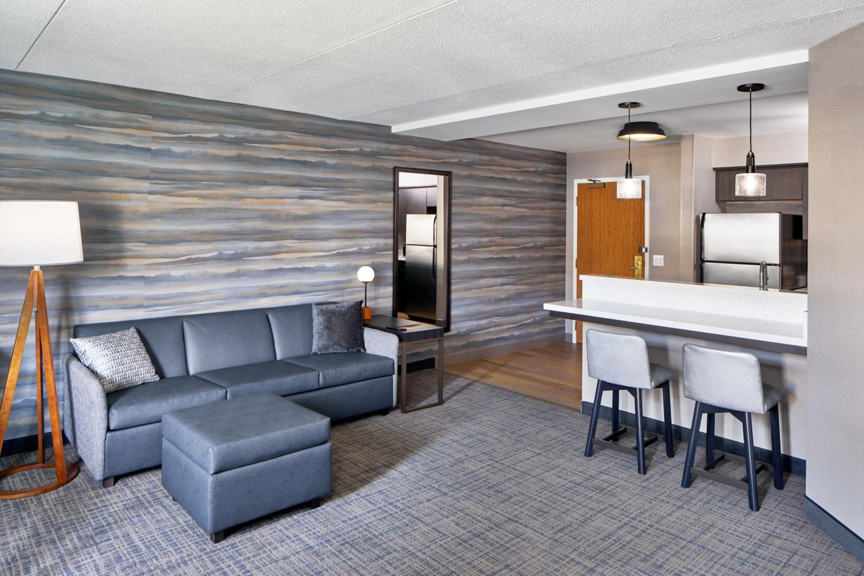 King Studio with Sofa Bed - Photo 1