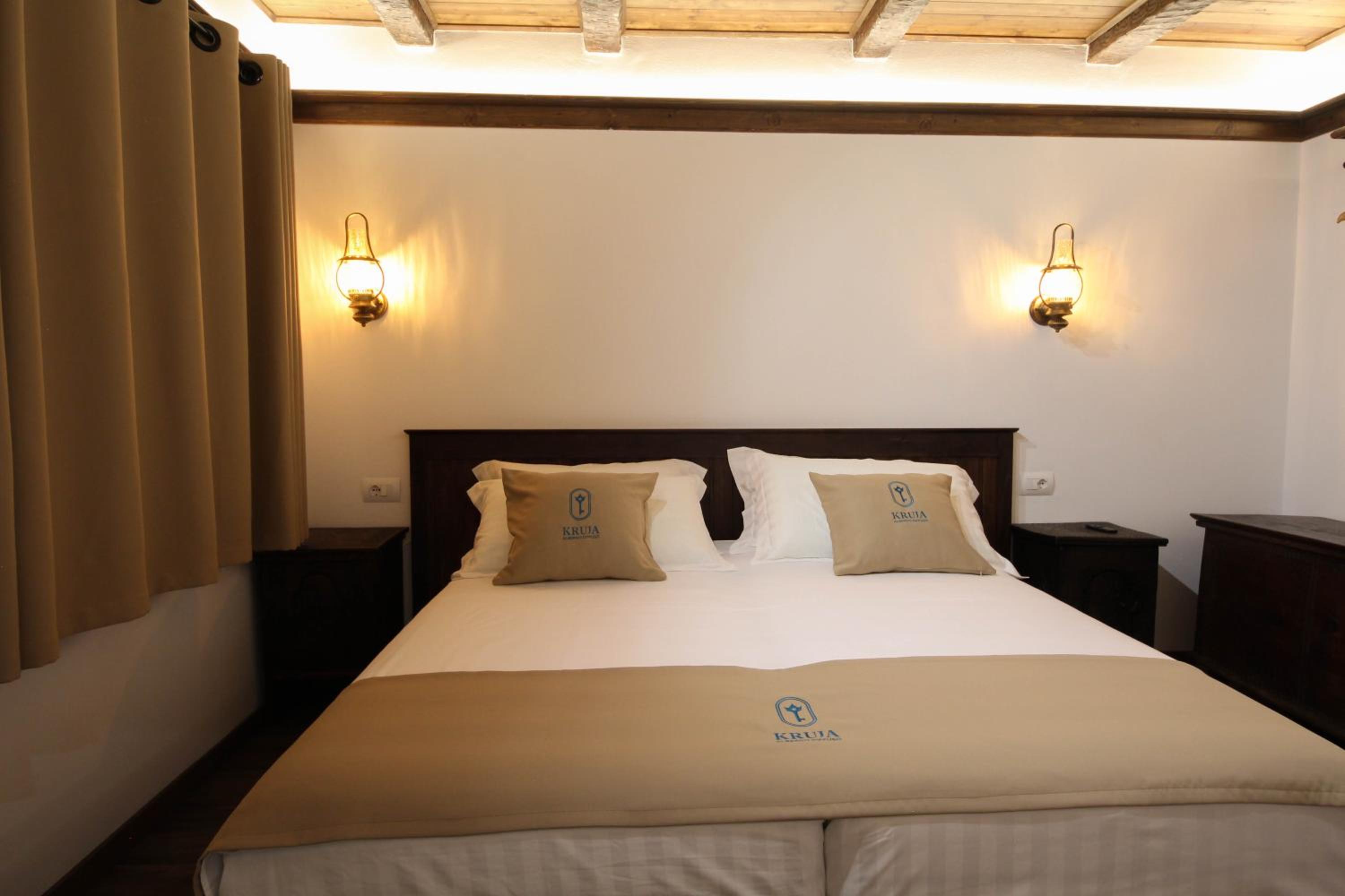 Deluxe Double or Twin Room with Sea View photo 2