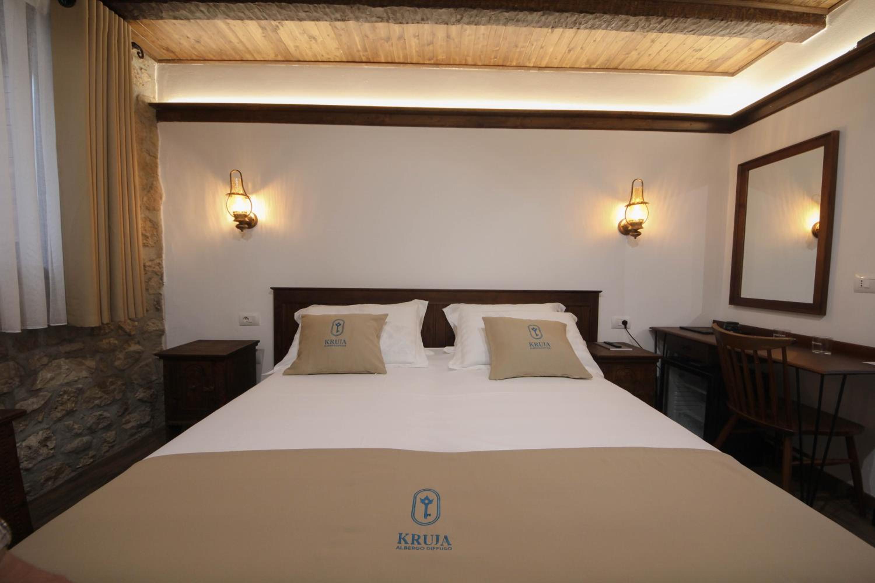 Double or Twin Room with Garden View photo 2