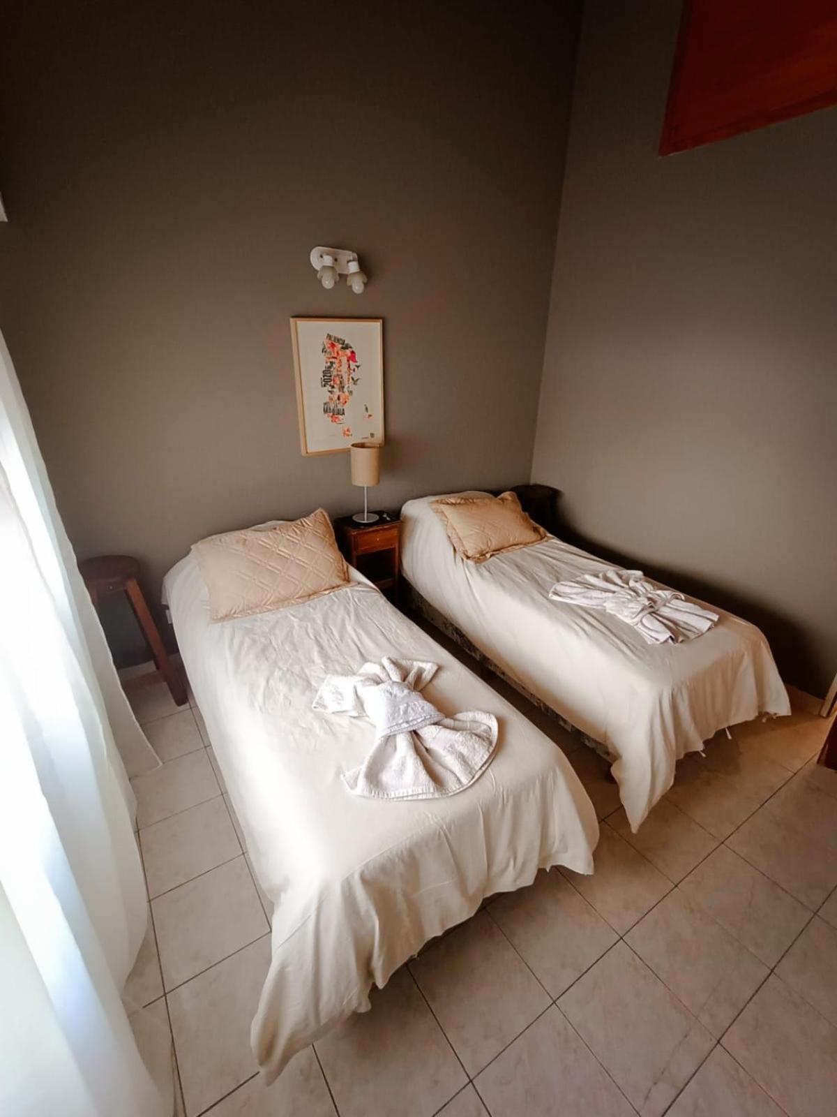 Standard Double Room with Shared Bathroom photo 1