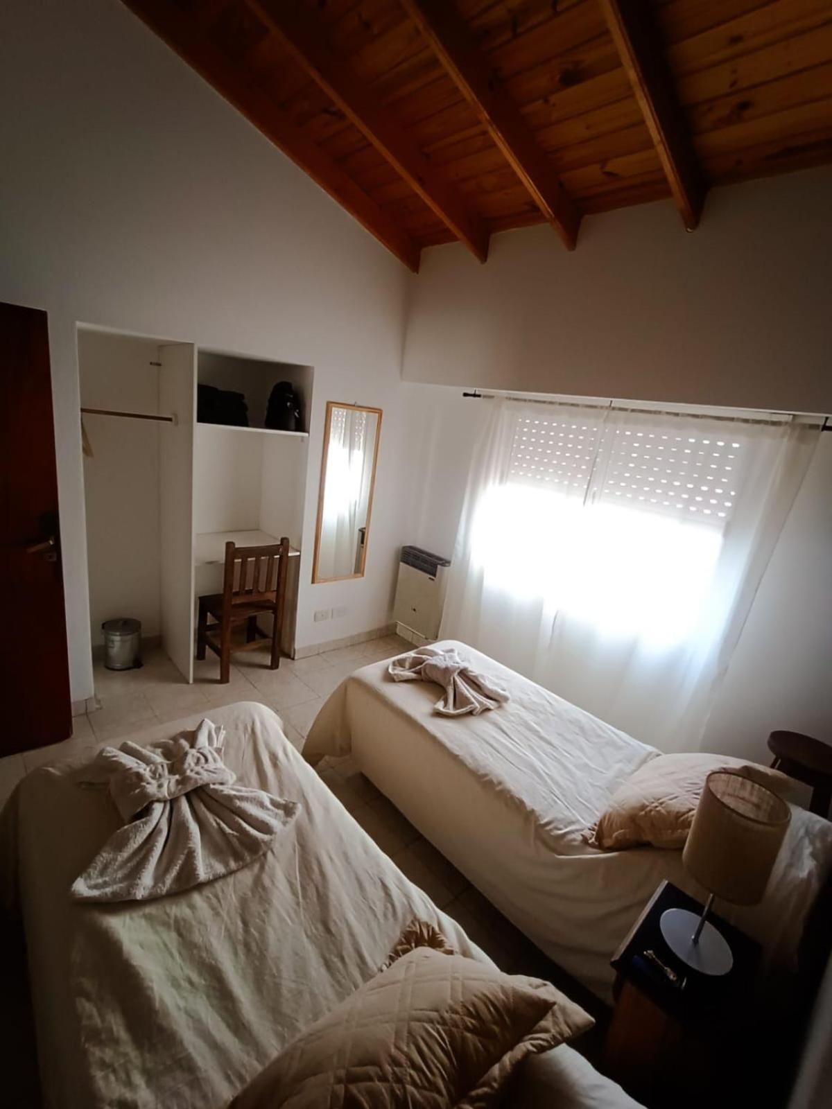 Standard Double Room with Shared Bathroom photo 2