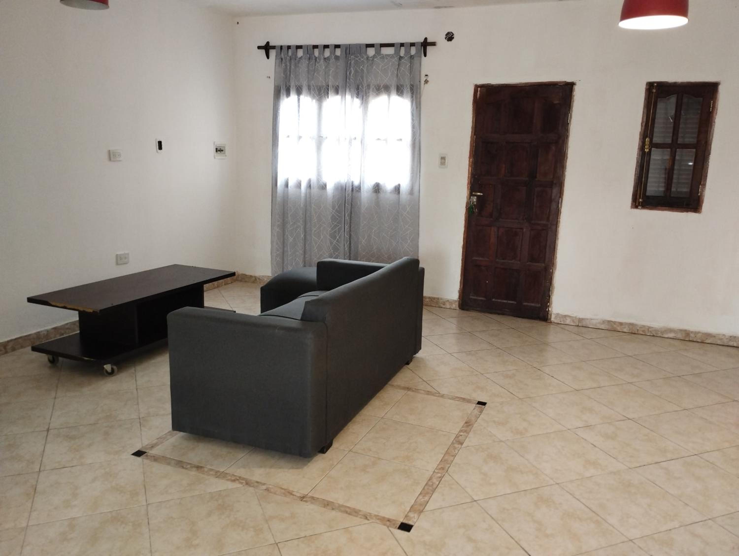 One-Bedroom House photo 1