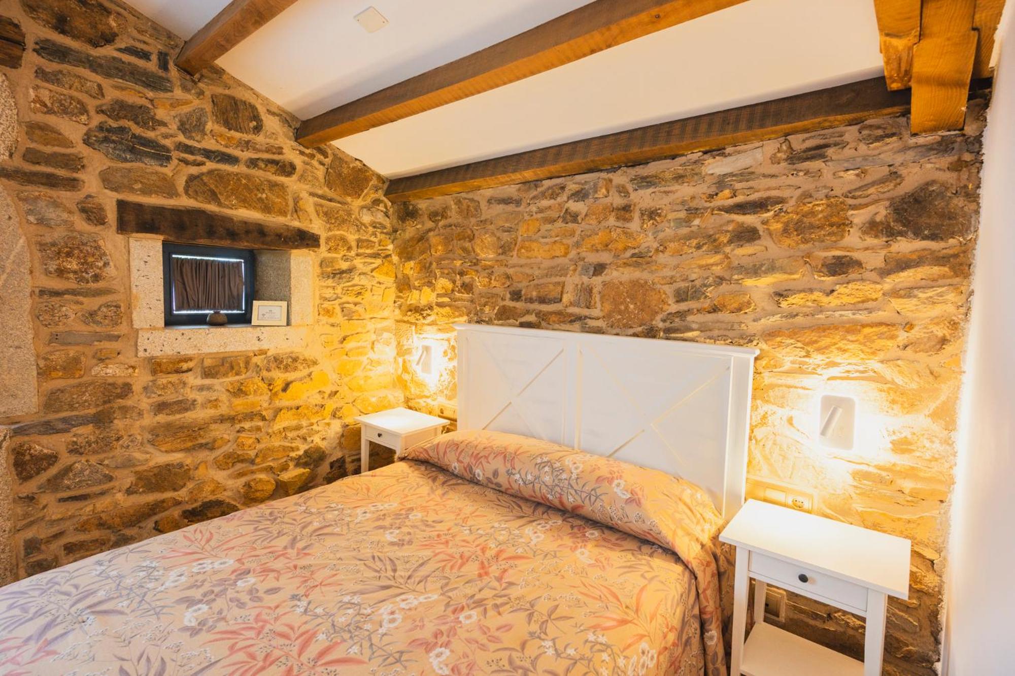 Deluxe Room - Photo 21