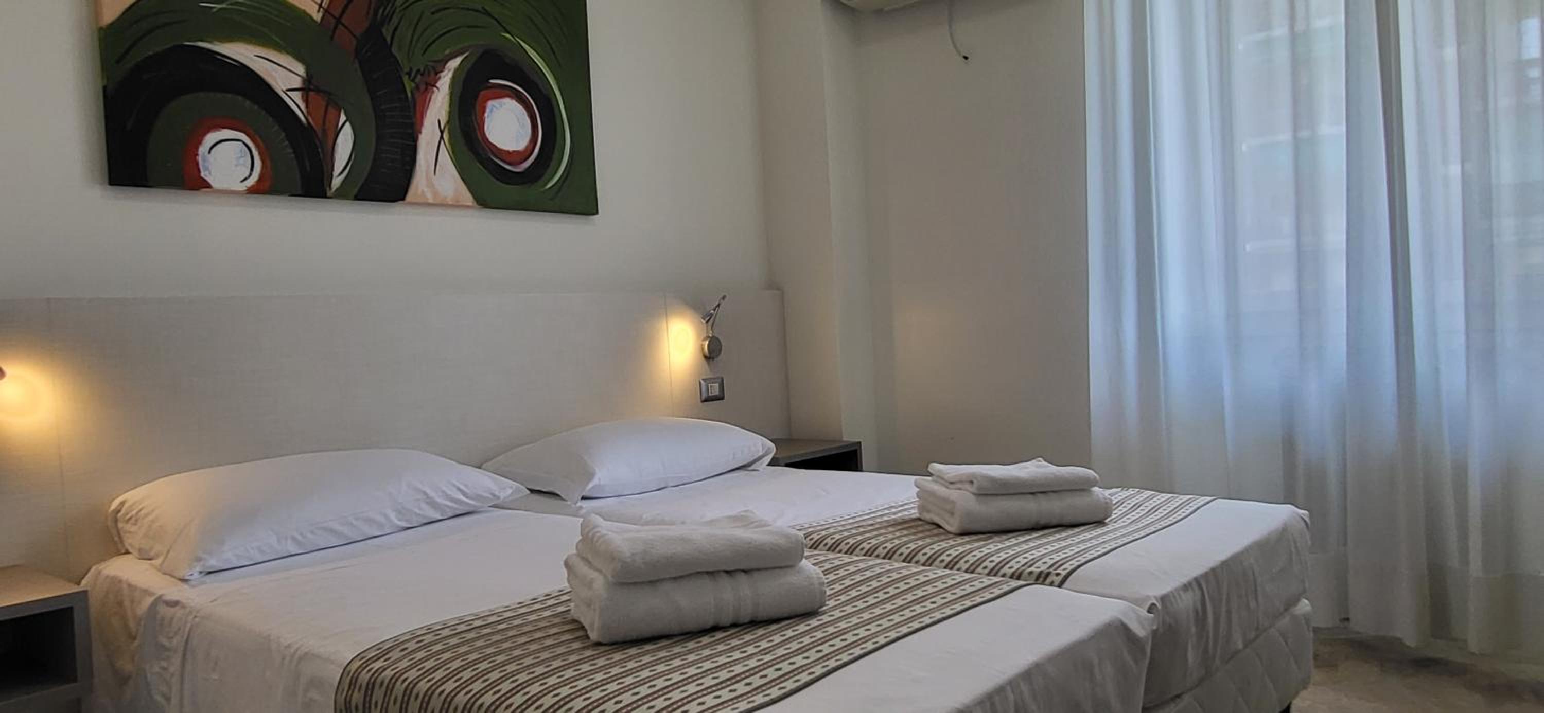 Standard Twin Room