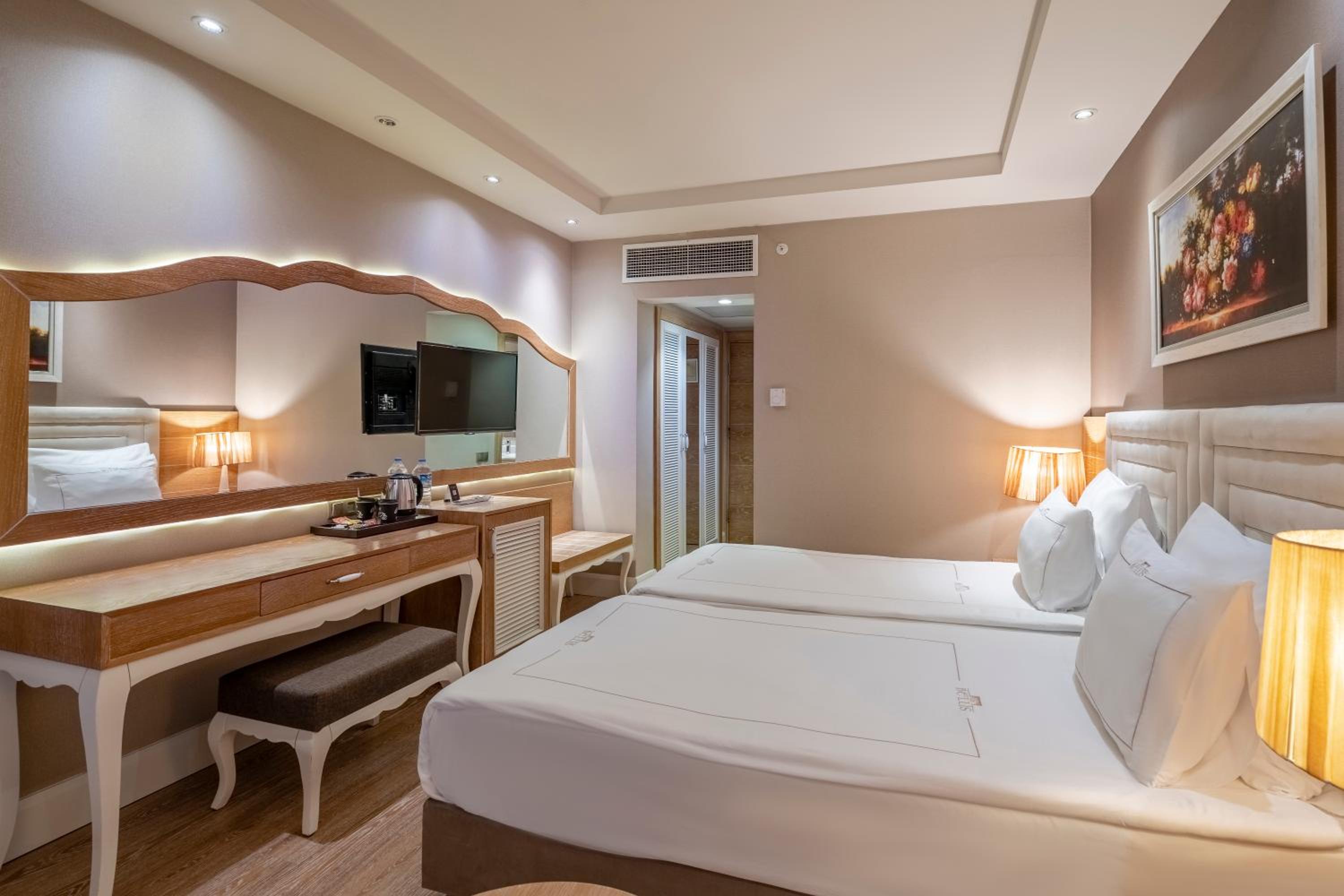 Standard Double Room with Land View