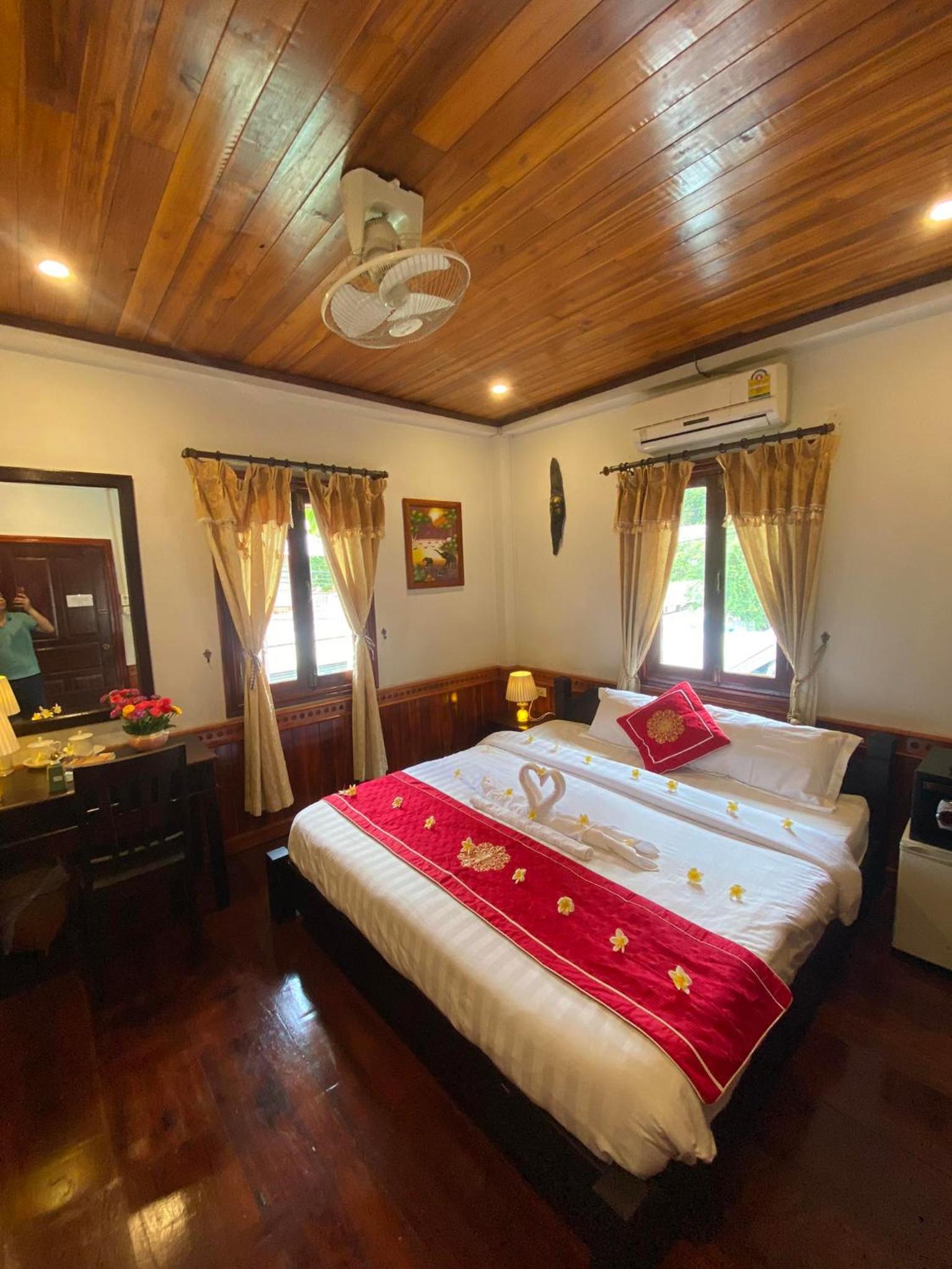 Deluxe Double Room - Photo 24