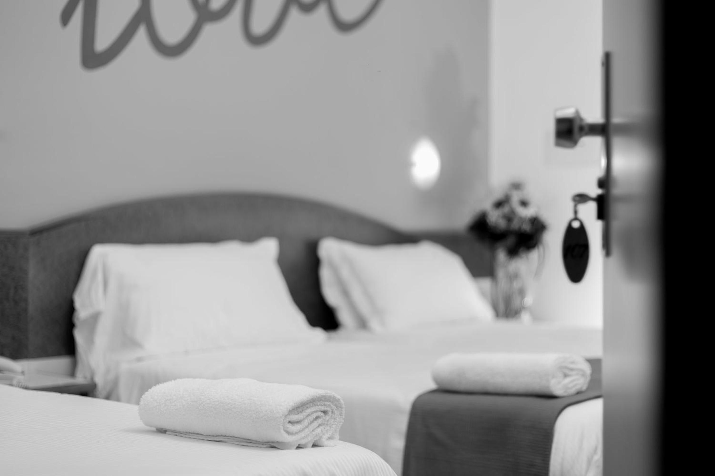 Triple Room - Photo 2