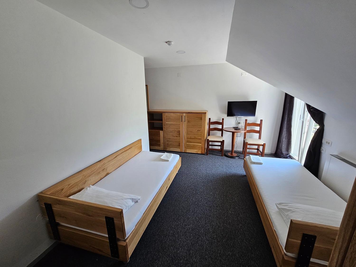 Classic Quadruple Room - Photo 2